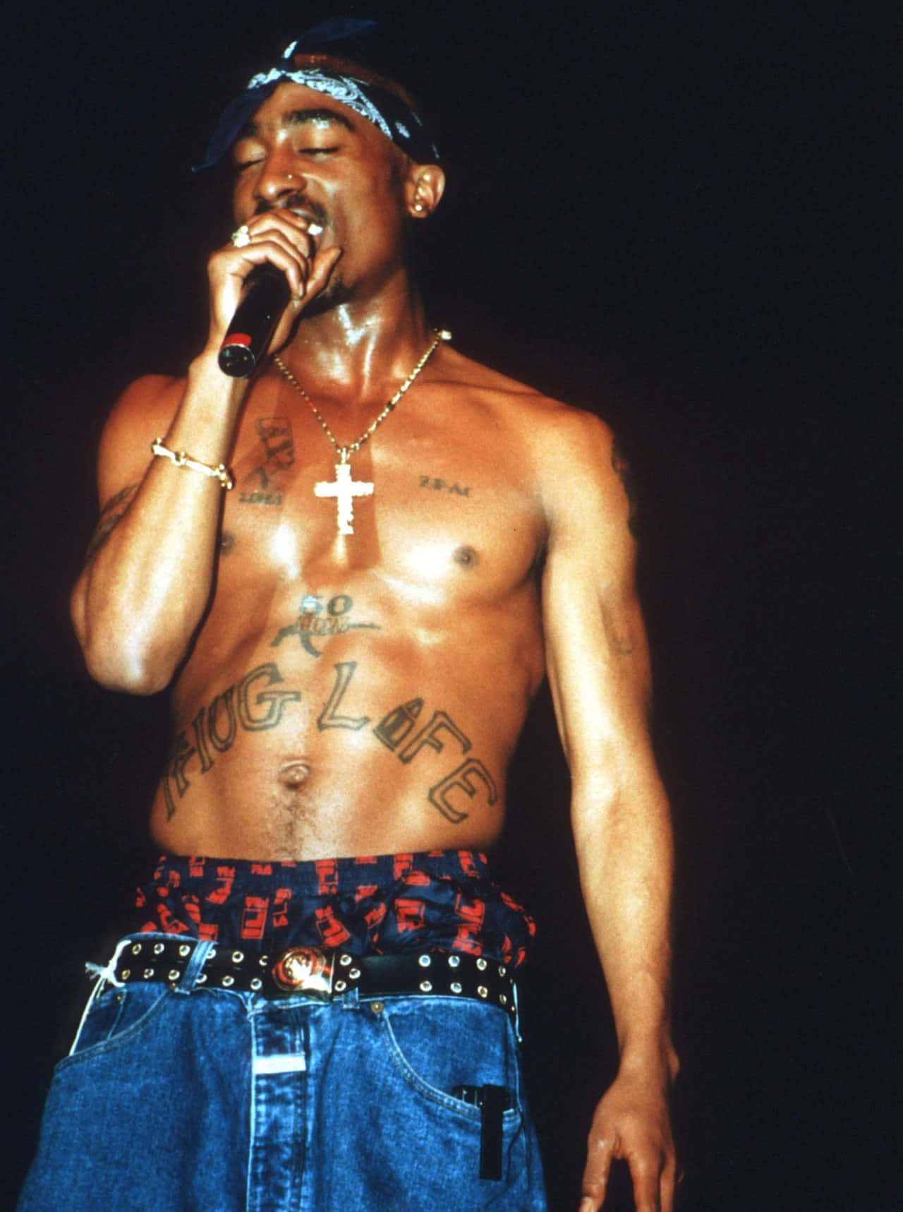 2Pac 照片 — Tupac GIF 壁紙
