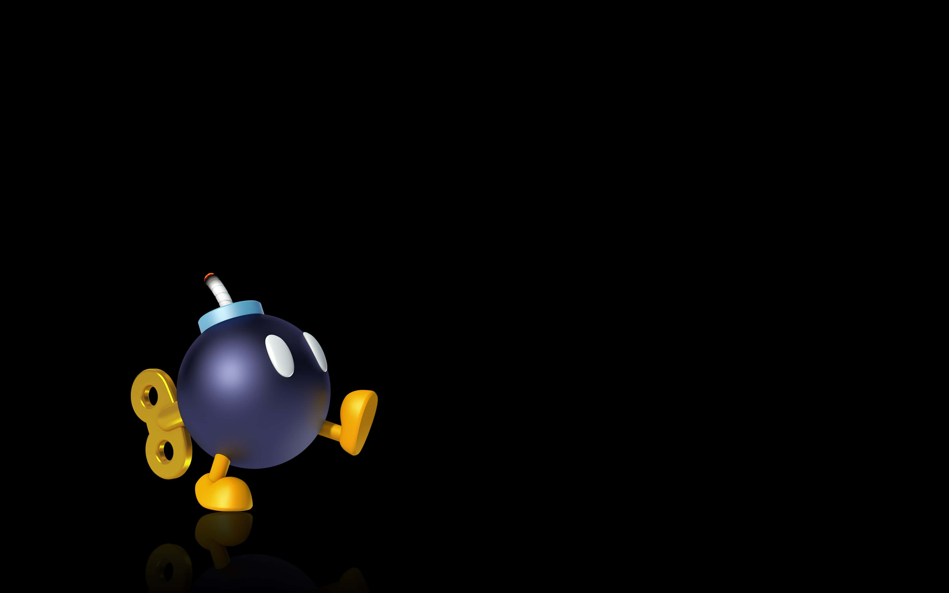 Bob-omb 桌布 壁紙 — 一個卡通風格的藍色炸彈，有黃色四肢和點燃的引信，在反光的黑色表面上奔跑。