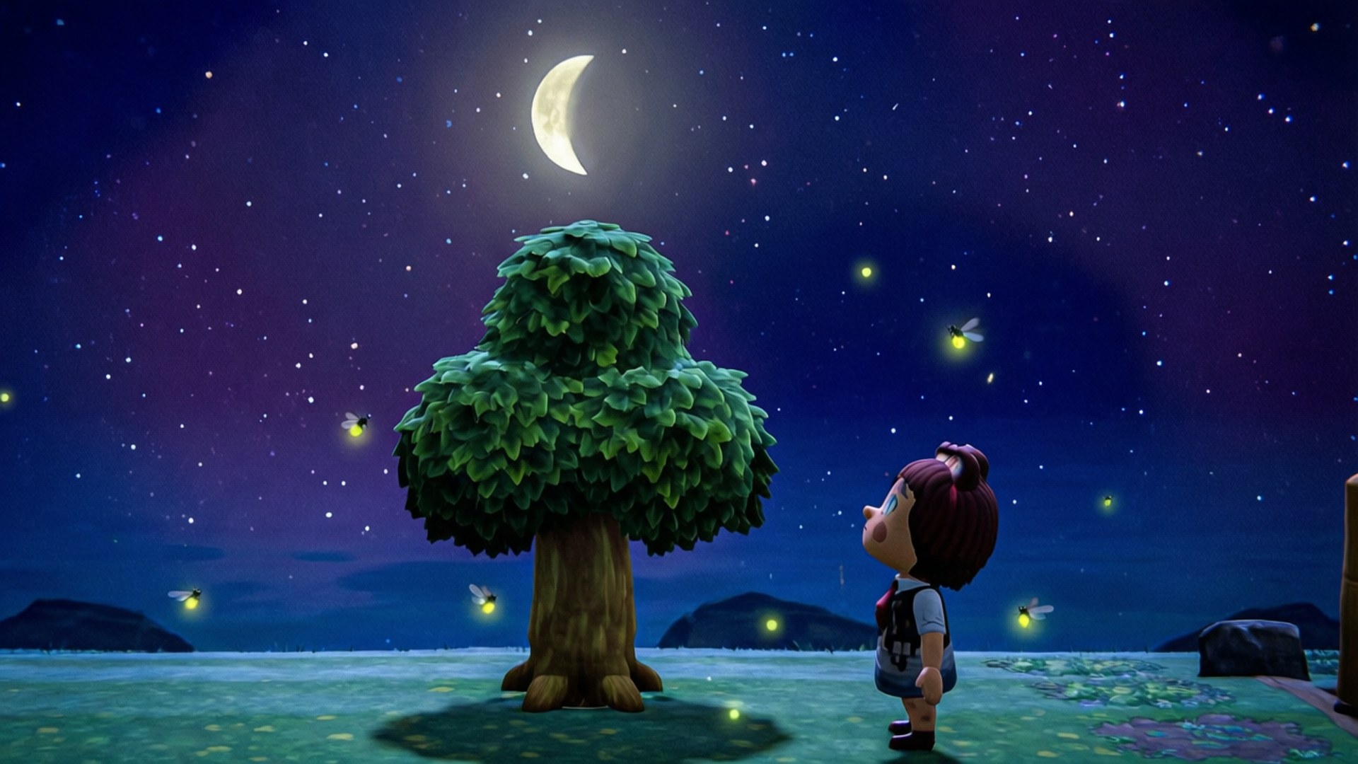 Stargazing on the Island 壁紙 — 一個孩子仰望新月和發光的螢火蟲，圍繞著一棵茂盛的綠樹，在繁星點點的紫色夜空下。