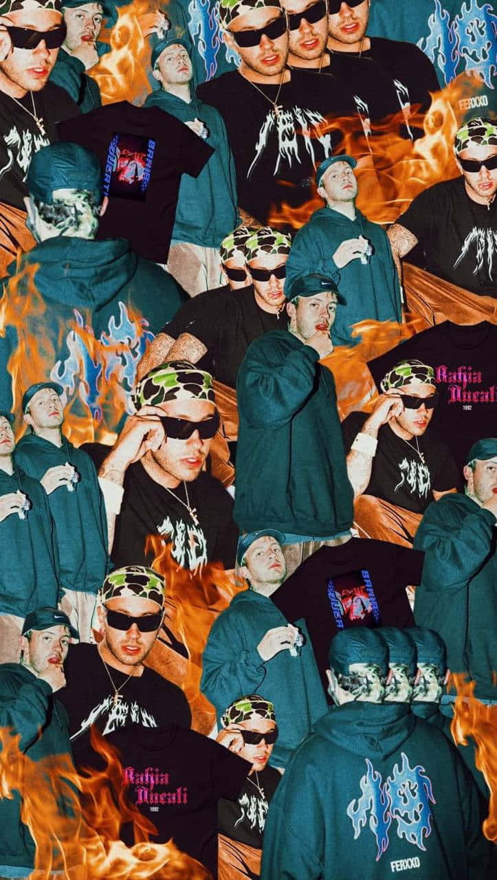  壁紙 — 一幅拼貼畫，展示一名身穿綠色連帽衫、戴著太陽眼鏡的男子，周圍環繞著熾熱的橙色火焰和藍色火焰圖案。