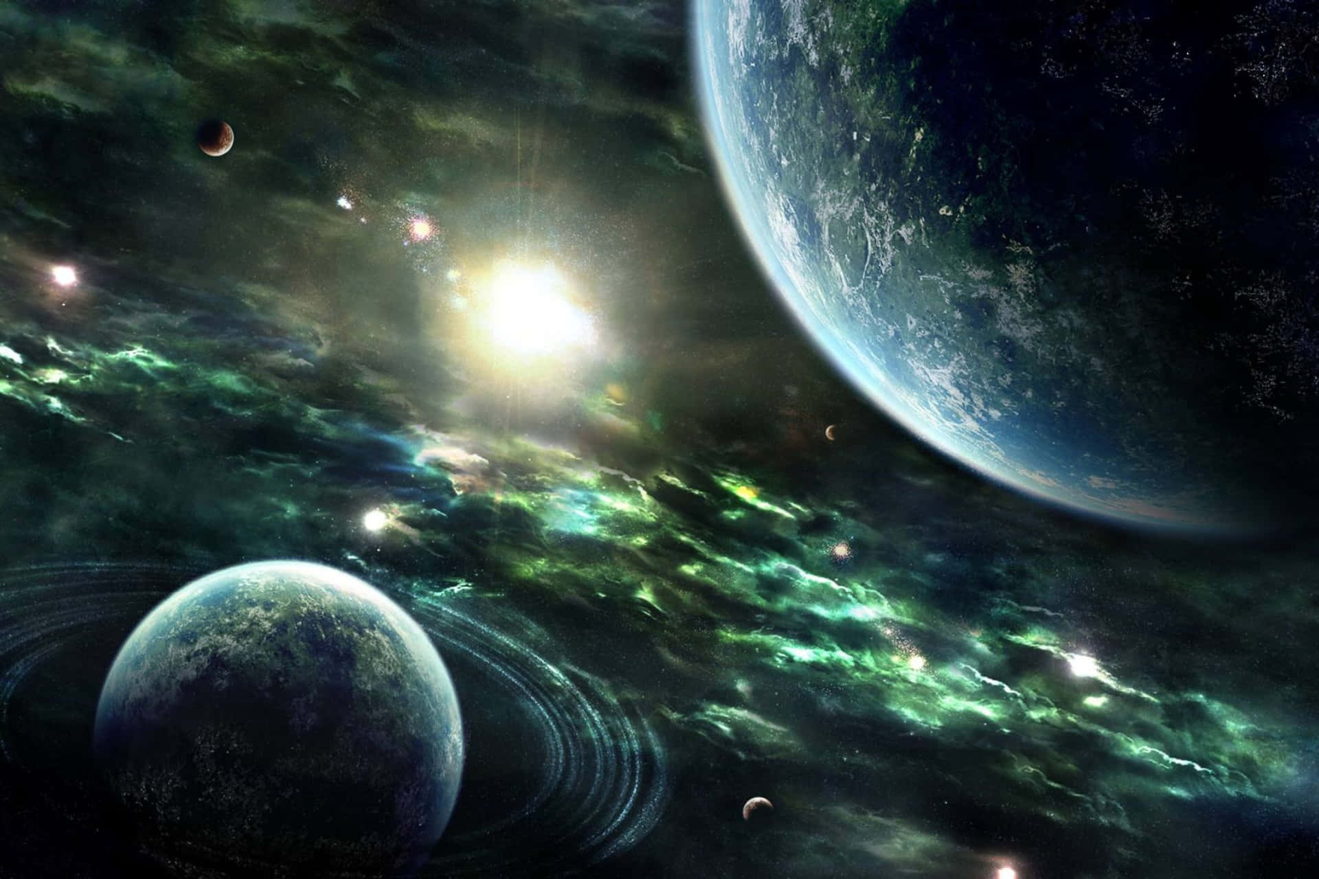  壁紙 — 一個宇宙景觀，發光的太陽照亮了旋轉的綠色星雲和兩顆行星，一顆帶有光環，另一顆是藍綠色的類地世界。