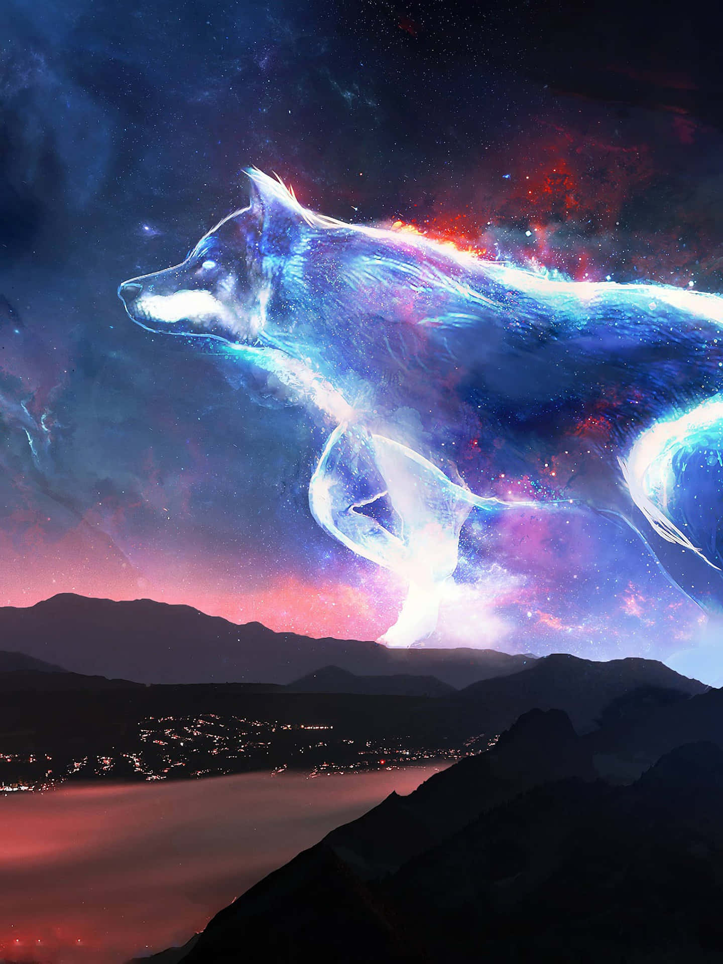  壁紙 — 一隻由發光星雲組成的宇宙狼，在星空暮色天空中跳躍，越過剪影山脈和發光的山谷。
