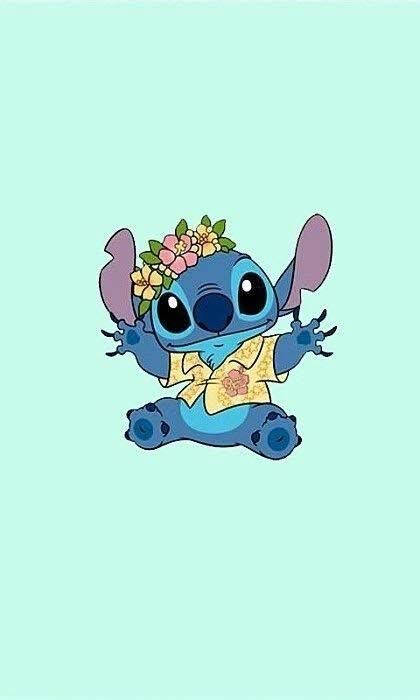 藍色外星人角色，戴著花冠和黃色襯衫，薄荷背景。 — Stitch 壁紙