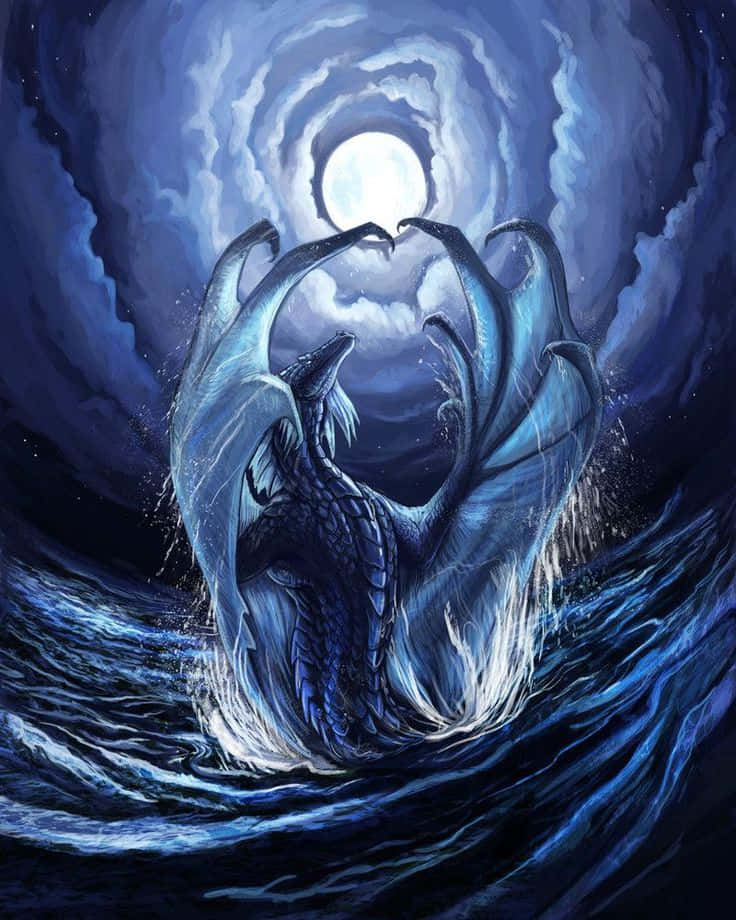  壁紙 — 一頭雄偉的藍龍從波濤洶湧的海浪中升起，下方是一輪發光的滿月。