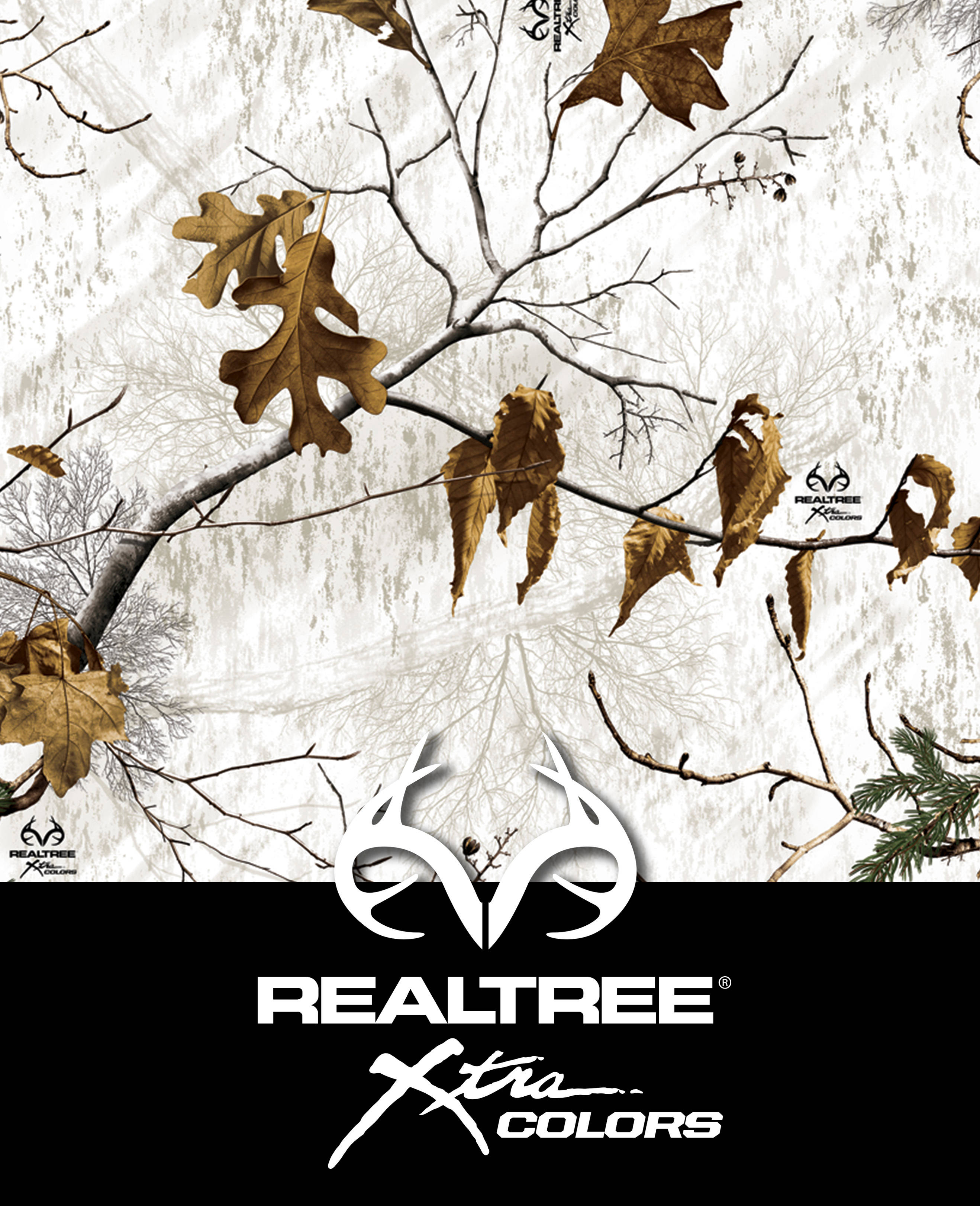 葉子 桌布 壁紙 — Realtree Xtra Colors 迷彩圖案，以棕色橡樹葉和光禿禿的樹枝為特色，背景為風化的白色。