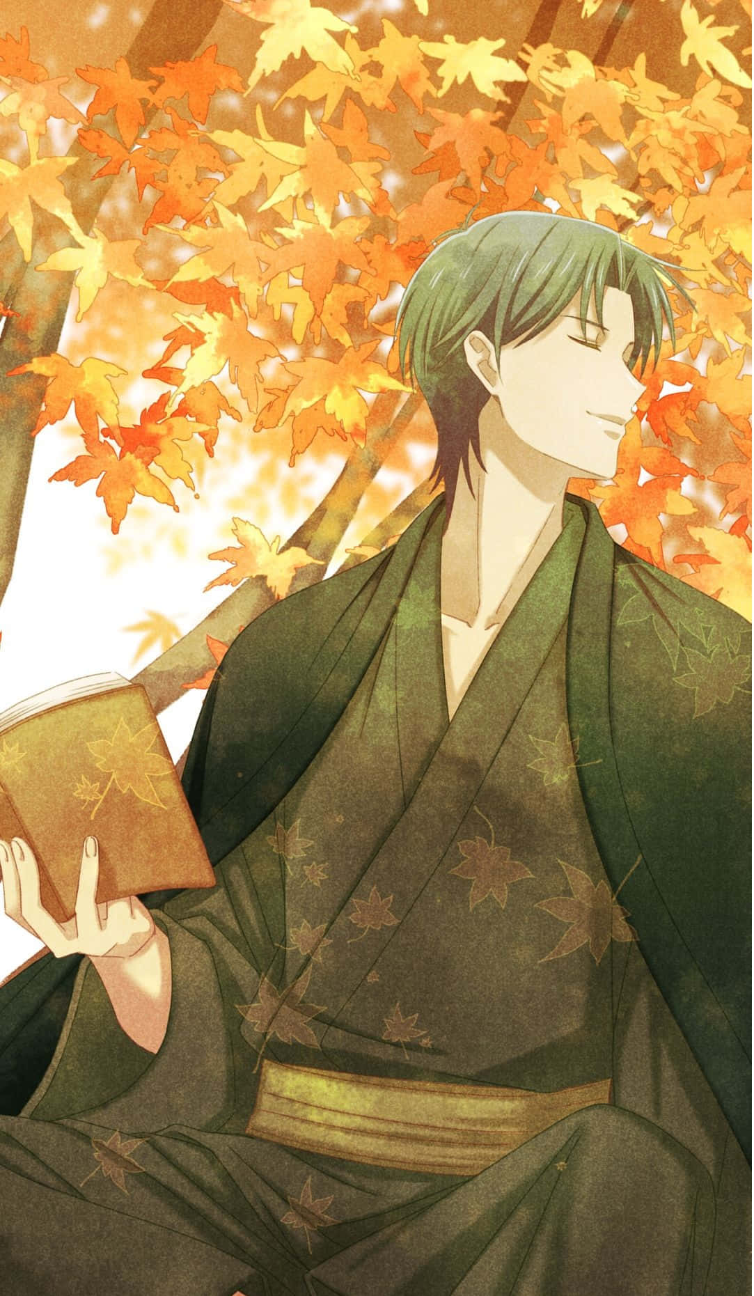 Shigure Sohma 桌布 壁紙 — 一位身穿綠色和服的寧靜動漫男子，在發光的秋季楓葉樹冠下閱讀。