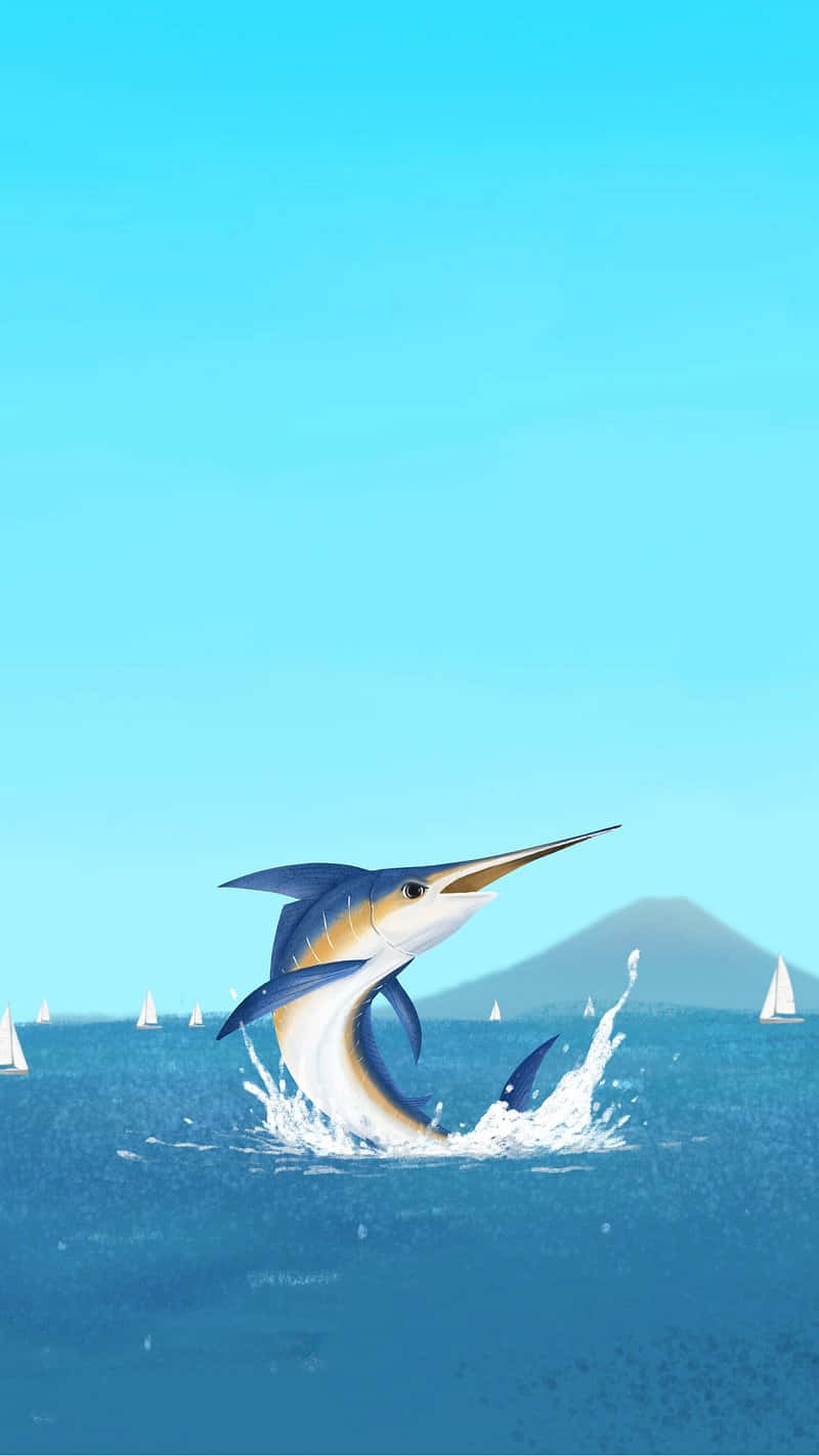  壁紙 — 一條流線型的馬林魚從碧綠的海水中戲劇性地躍起，背景有帆船和遠處的山脈，天空晴朗。