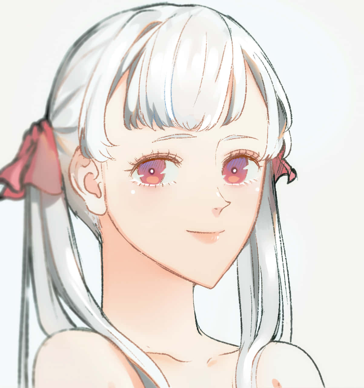 Noelle Silva 桌布 壁紙 — 一位銀色頭髮、粉紅色眼睛的柔和動漫女孩，在純白色背景前溫柔地微笑。