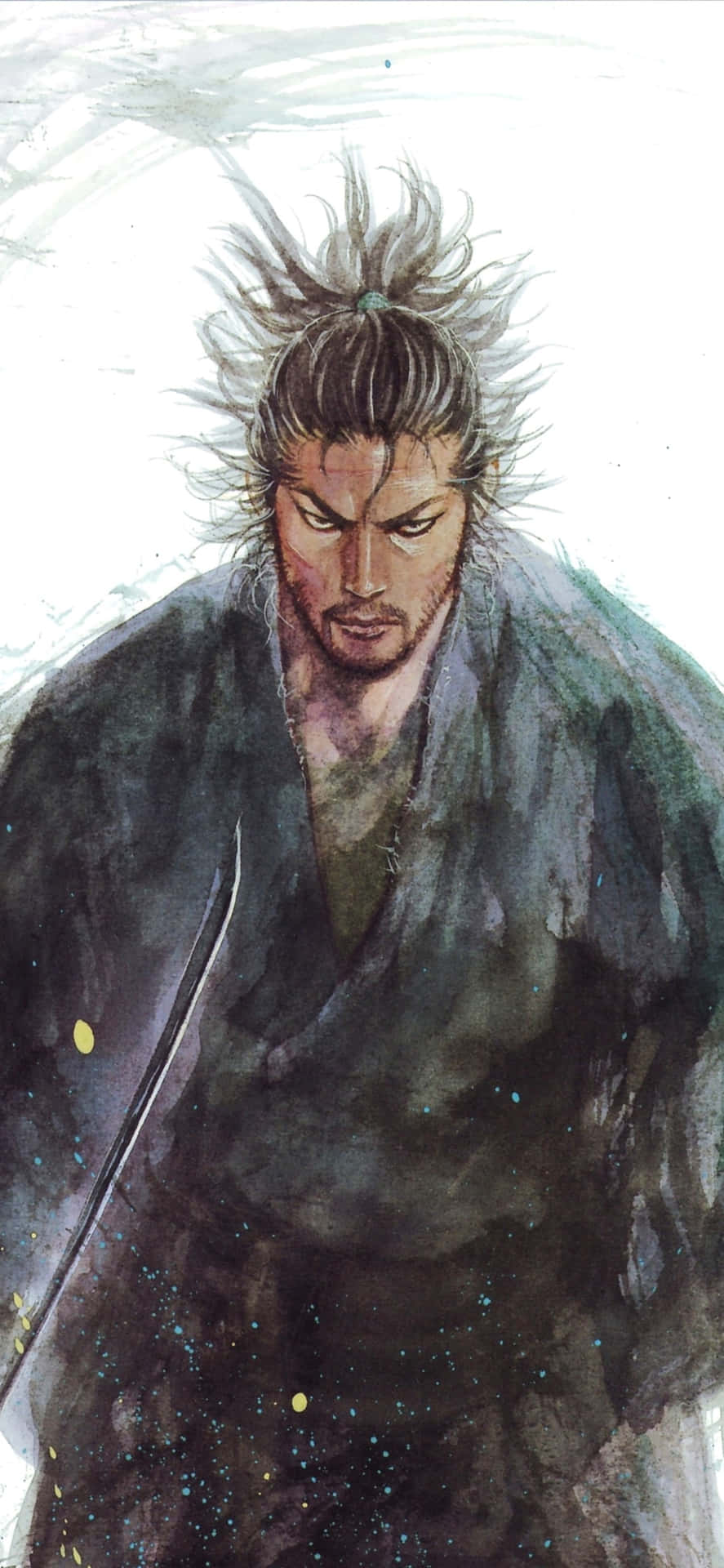  壁紙 — 一位嚴肅的武士，頭髮狂野，身穿深色長袍，在純白背景下強烈凝視。