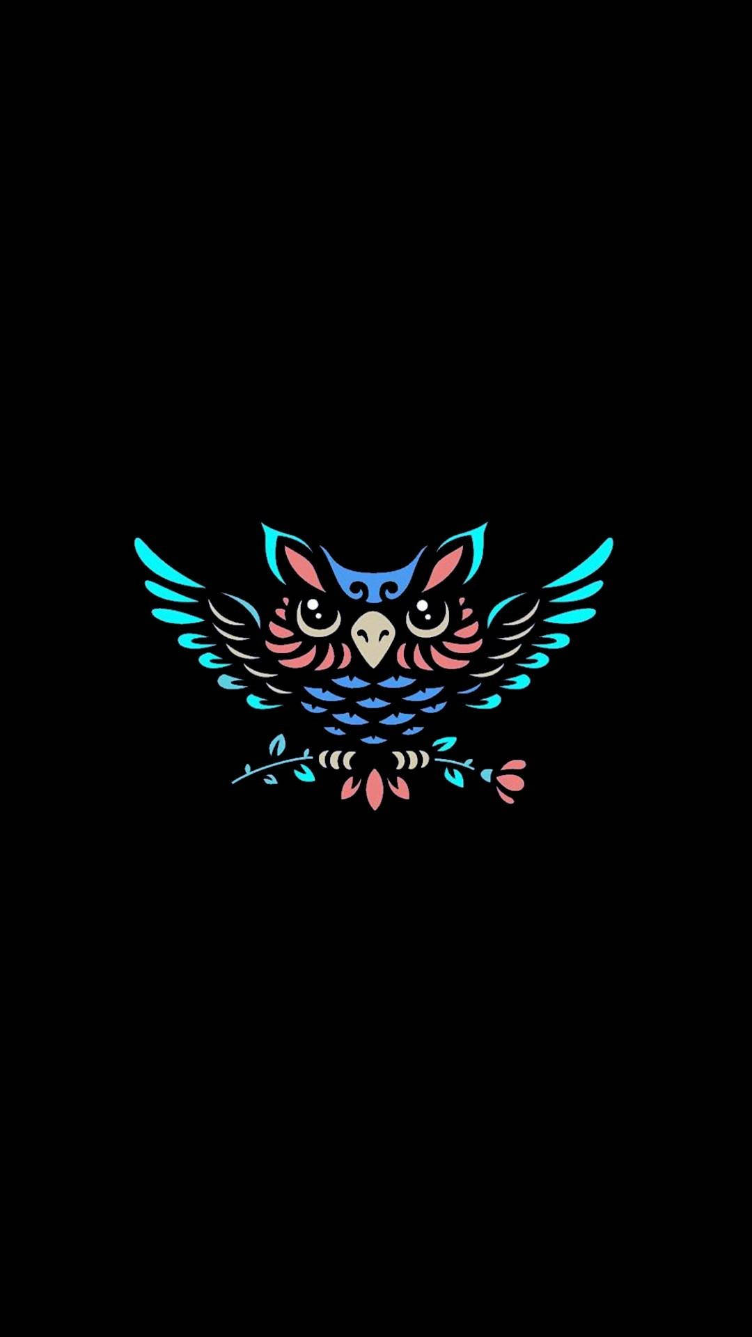 黑色背景上樹枝上的彩色風格化貓頭鷹 — Amoled 壁紙