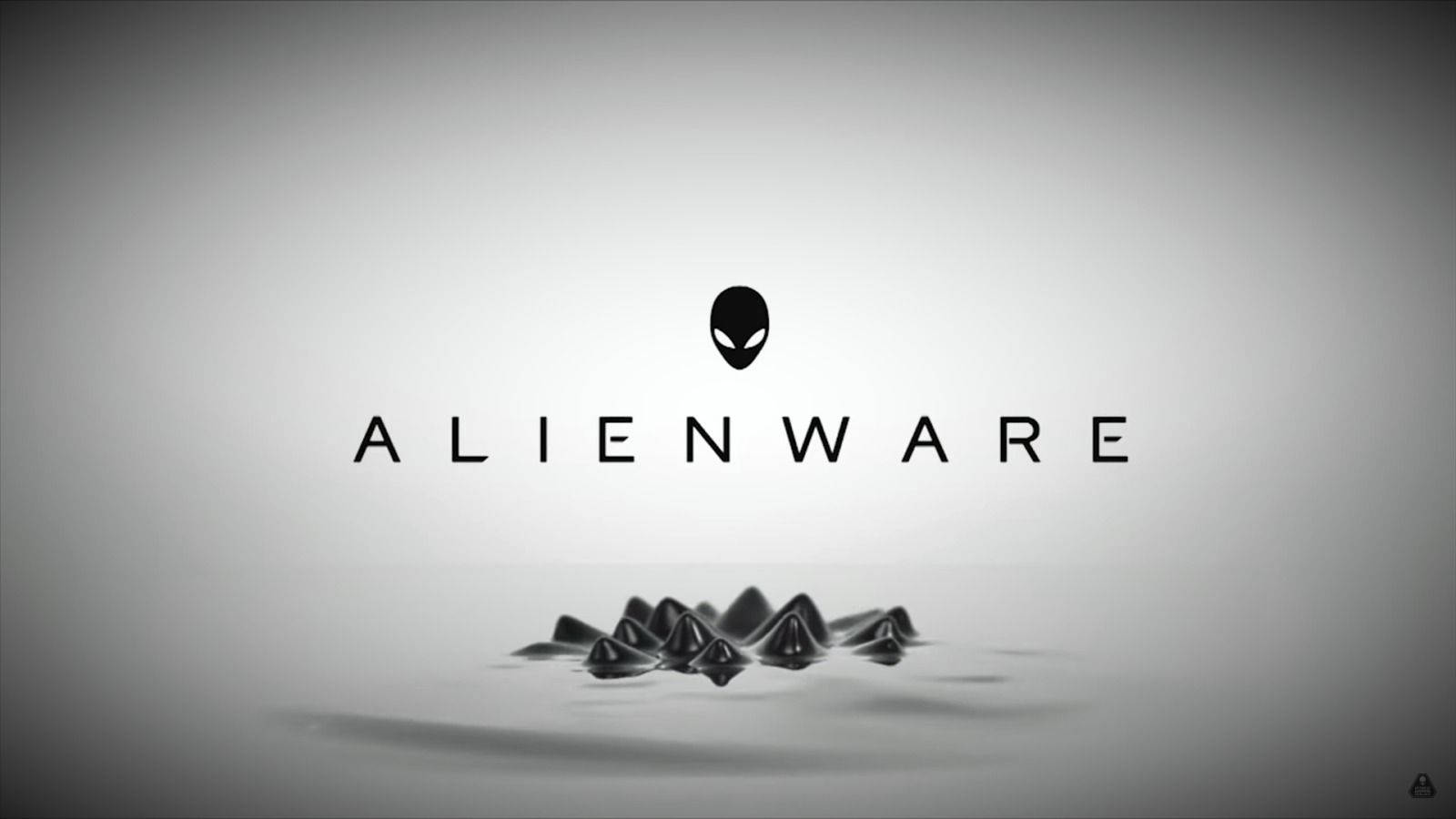 white alienware 桌布 壁紙 — Alienware 的極簡黑白標誌，品牌名稱上方有一個風格化的外星人頭部，漂浮在反光液體表面之上。