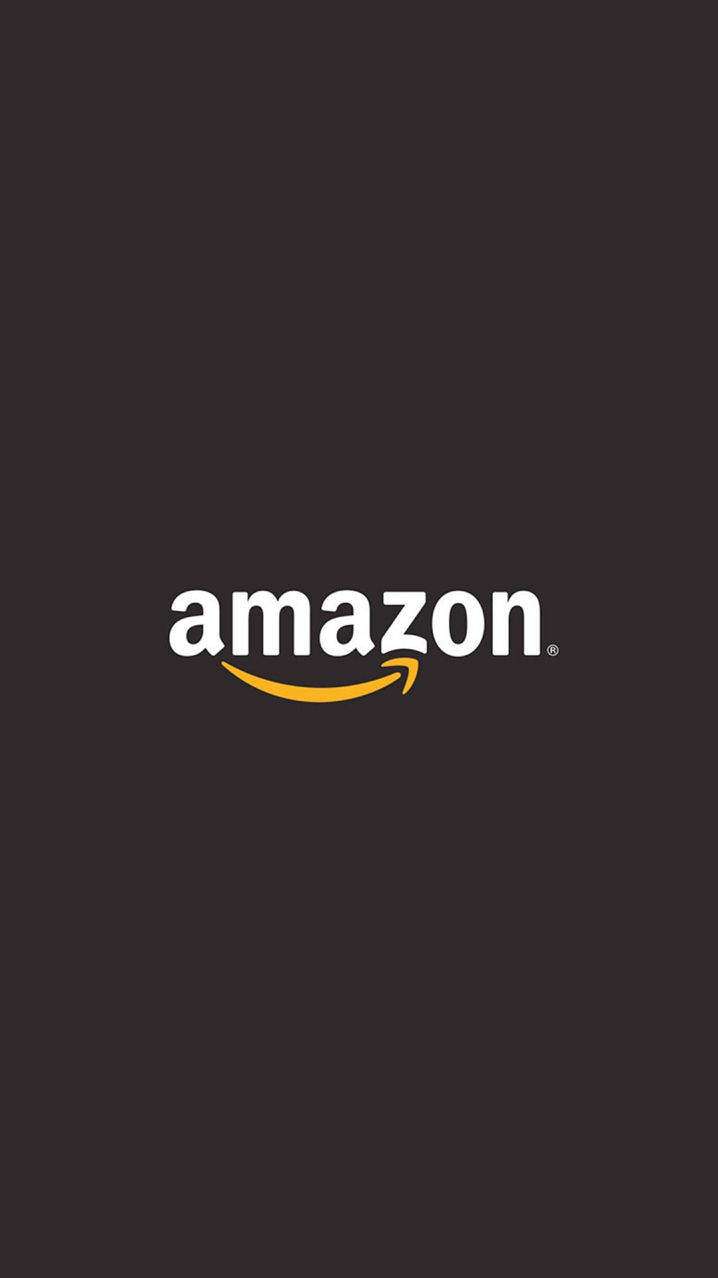 亞馬遜 桌布 壁紙 — Amazon 標誌居中於深灰色背景上，帶有白色文字和橙色箭頭。
