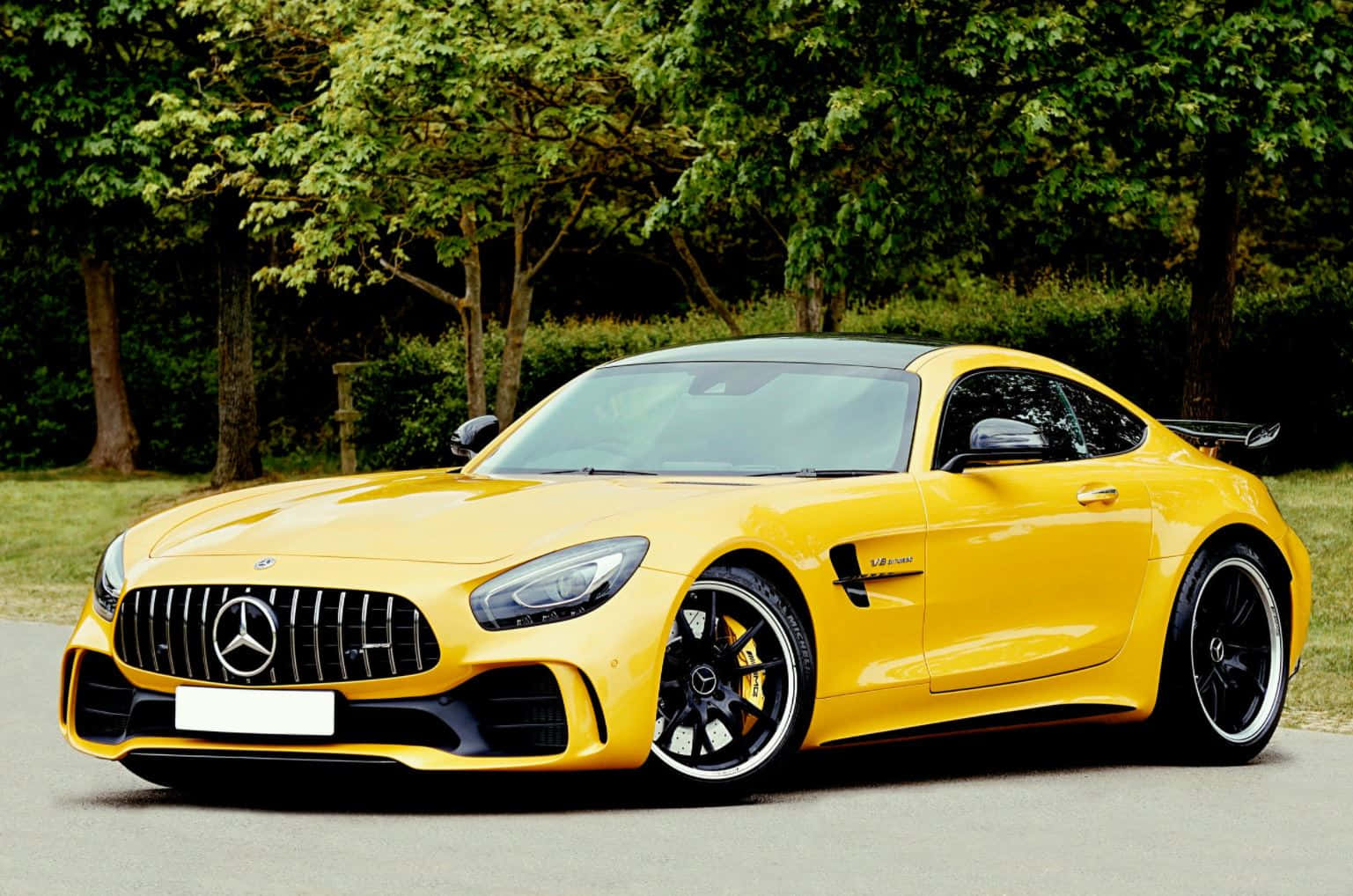 梅賽德斯-AMG GT GTS 壁紙