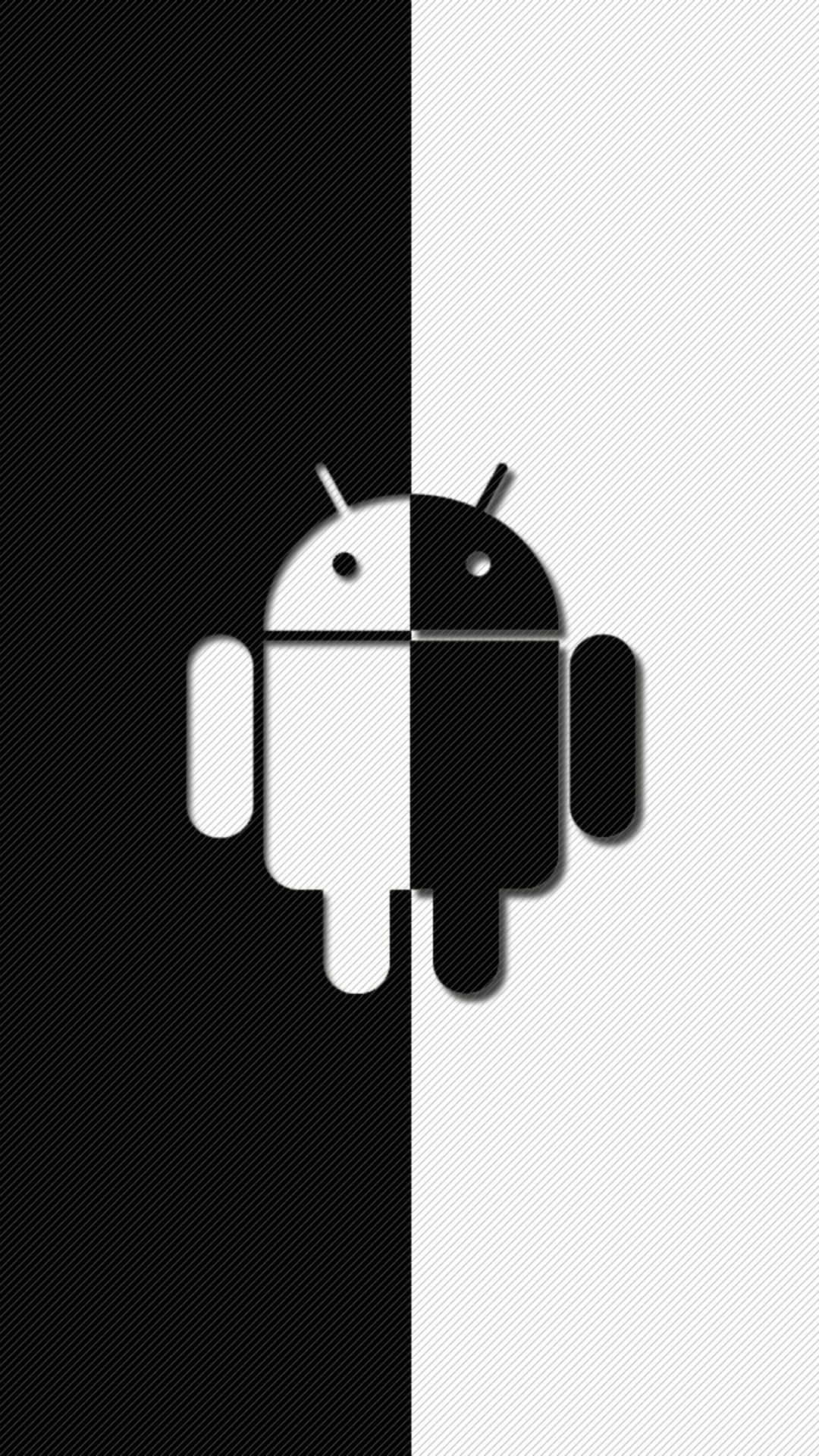 安卓 桌布 壁紙 — Android 機器人標誌垂直分割，左半邊黑色，右半邊白色，置於紋理背景上。