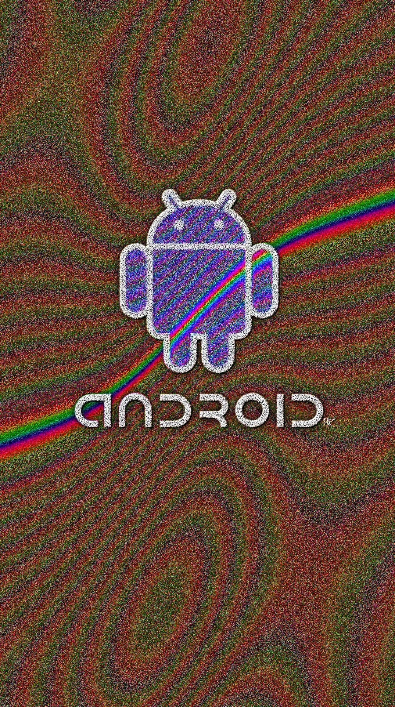 Android Logo 桌布 壁紙 — Android機器人標誌在旋轉的迷幻紅綠背景上發出彩虹稜鏡光。