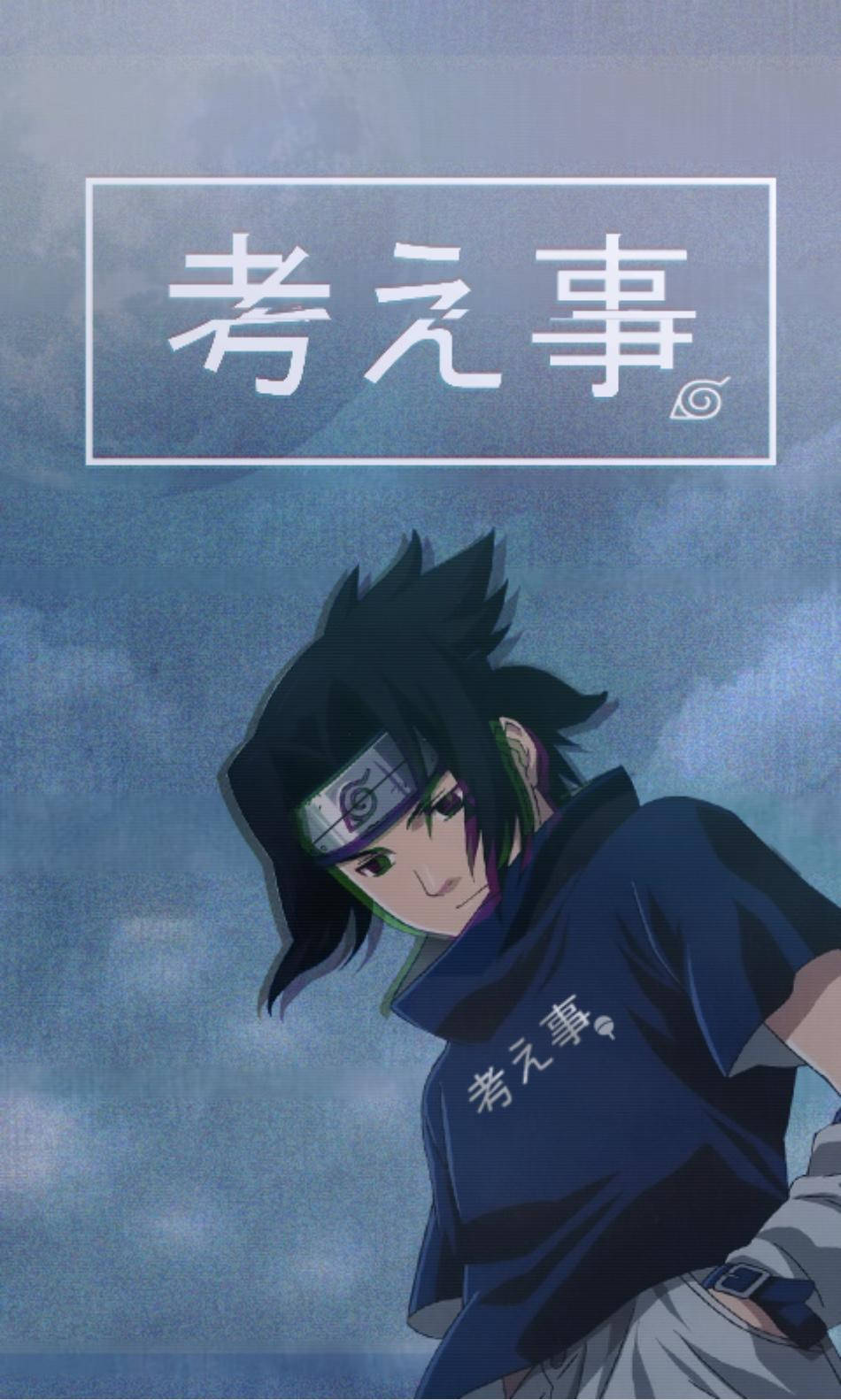 動漫忍者宇智波佐助身穿深藍色襯衫，在多雲天空下，帶有日文文字。 — Sasuke 壁紙