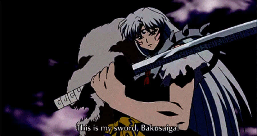 Bakusaiga 桌布 壁紙 — 銀髮狼耳動漫角色在深紫色多雲天空下緊握一把大劍。
