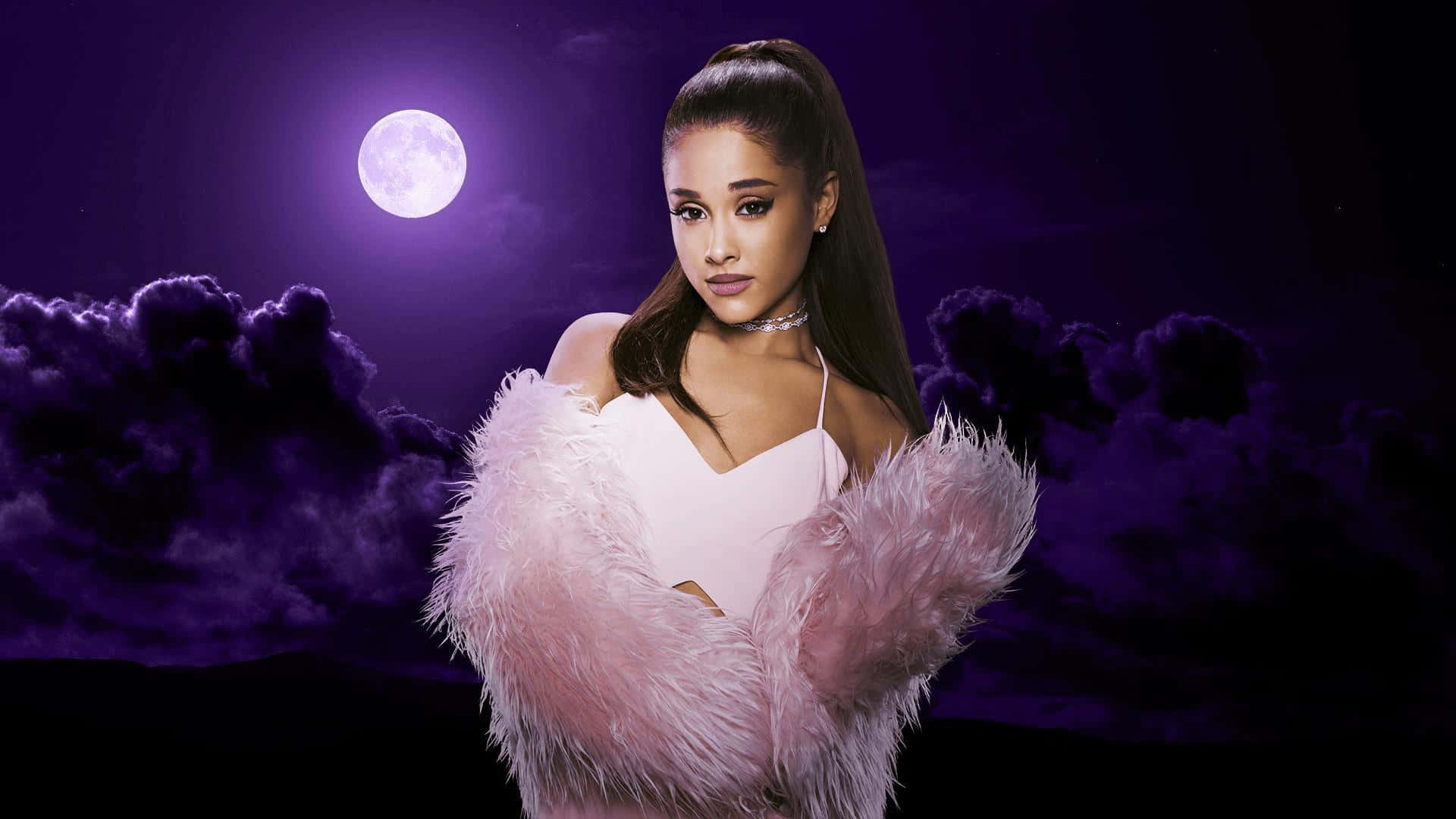 Aesthetic Ariana Grande 桌布 壁紙 — Ariana Grande 自信地站在戲劇性的紫色夜空下，伴隨著發光的滿月和烏雲。
