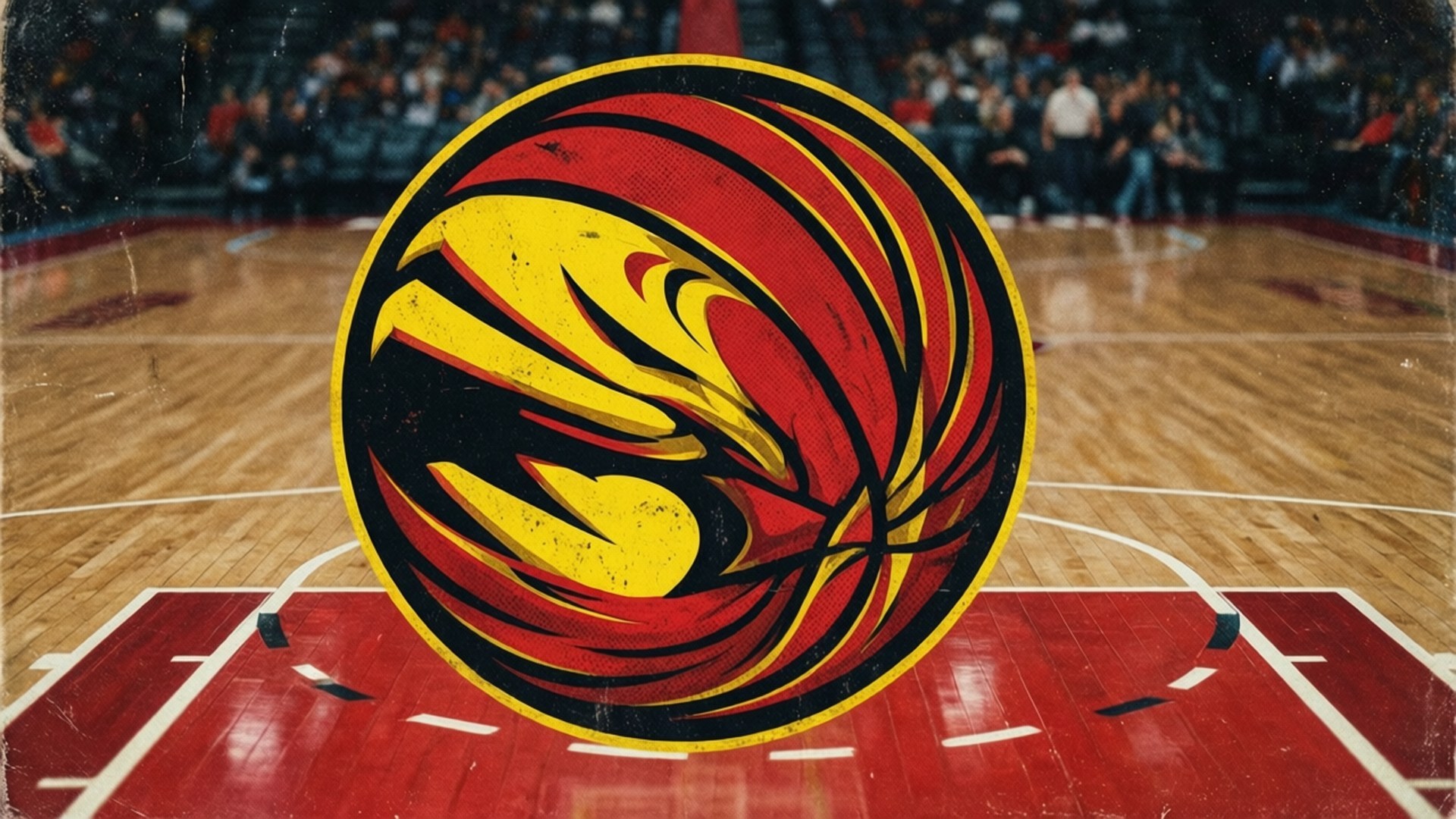 Retro 90s Logo 壁紙 — 一個風格化的亞特蘭大老鷹隊籃球標誌主導著木質球場，背景有模糊的觀眾。