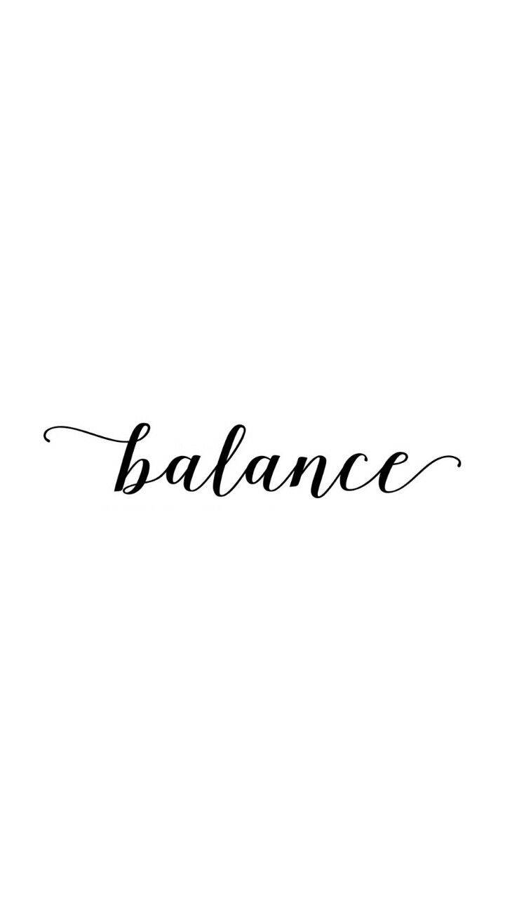 Plain White 桌布 壁紙 — 「balance」一詞以黑色草書優雅地書寫在純白背景上。