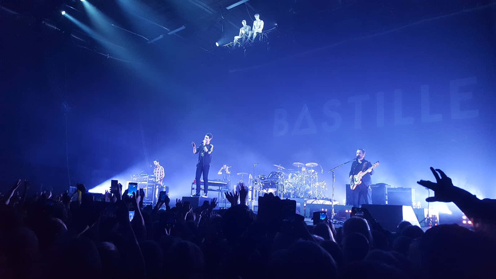 bastilles - 倫敦 - 2019年4月 壁紙