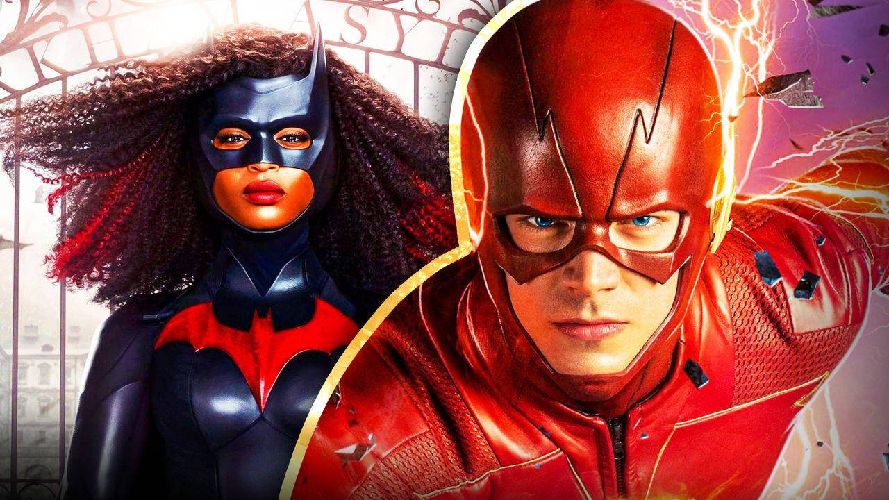 超級英雄 桌布 壁紙 — Batwoman 和 The Flash 以動感超級英雄姿勢，搭配閃電效果和碎玻璃背景。