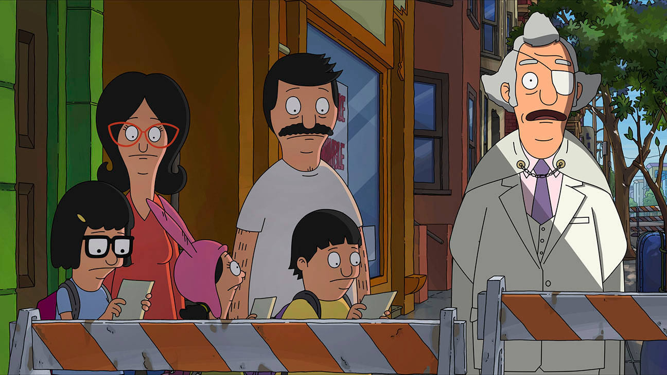 醫生 桌布 壁紙 — Bob's Burgers 一家和一位科學家站在陽光明媚的城市街道上的條紋屏障後面。
