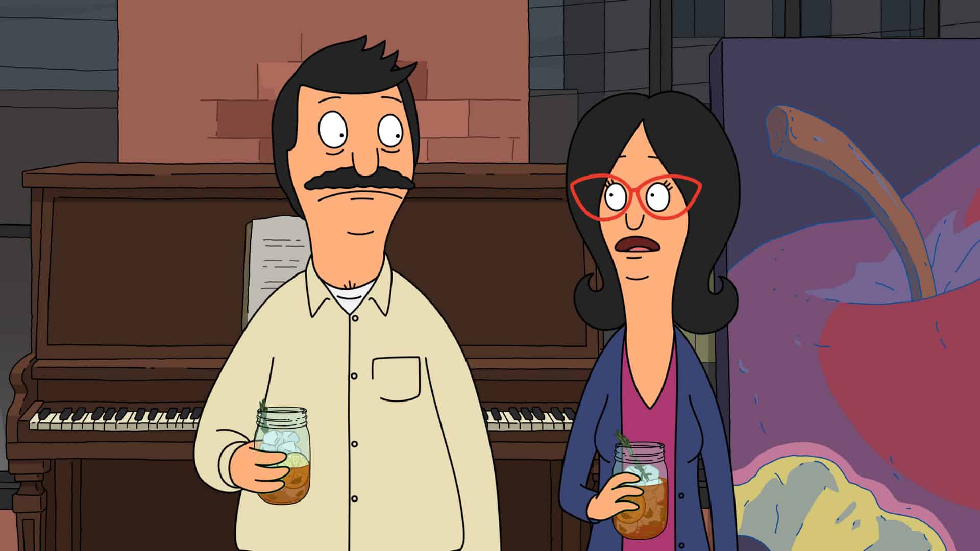 情侶 桌布 壁紙 — Bob 和 Louise Belcher 並肩站在鋼琴前，手持裝有冰茶的梅森罐，身後是色彩繽紛的壁畫。