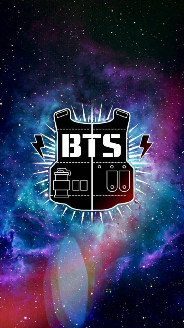 BTS標誌在戰術背心上，背景是色彩繽紛的星空和閃電。 — Bts 壁紙