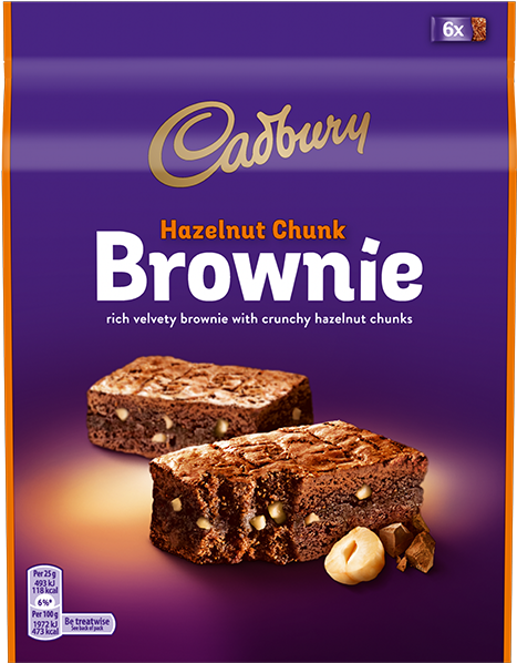 布朗尼 桌布 壁紙 — Cadbury 榛子巧克力布朗尼，配以香脆堅果，紫色背景，金色和白色文字。