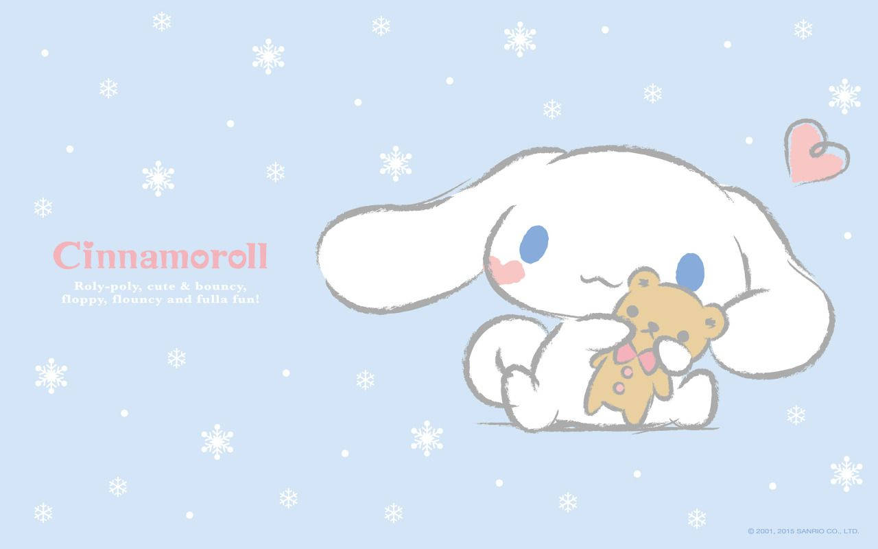 肉桂捲 桌布 壁紙 — Cinnamoroll 白色垂耳兔在淺藍色雪景背景下擁抱一隻泰迪熊。