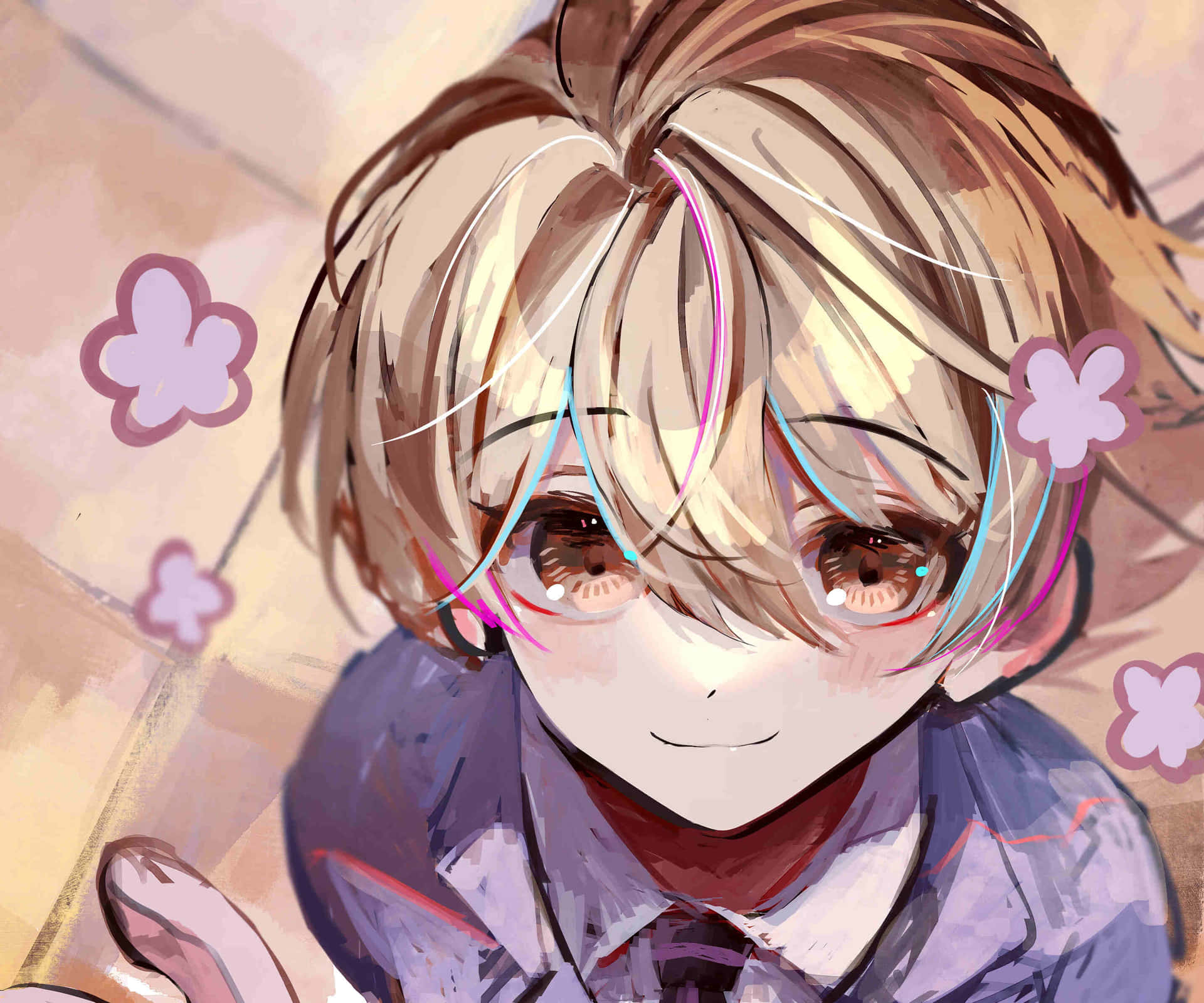  壁紙 — 一個近距離的動漫男孩，一頭凌亂的金髮和彩色挑染，在櫻花飄落時溫柔地微笑。