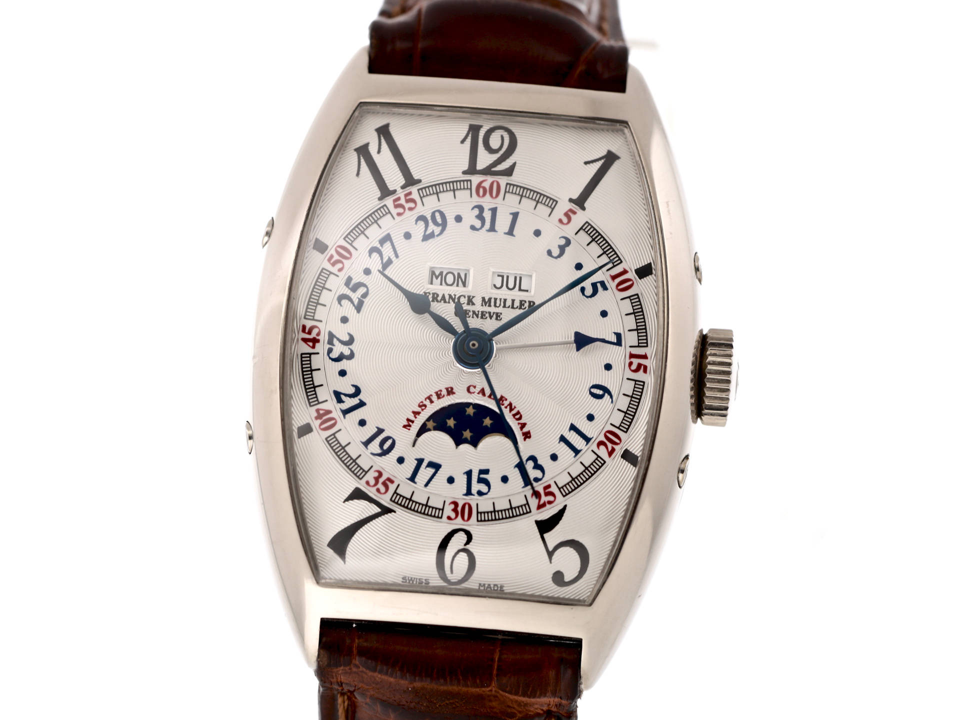 白色 桌布 壁紙 — Franck Muller Master Calendar 手錶特寫，銀色錶盤、棕色皮革錶帶及月相複雜功能。