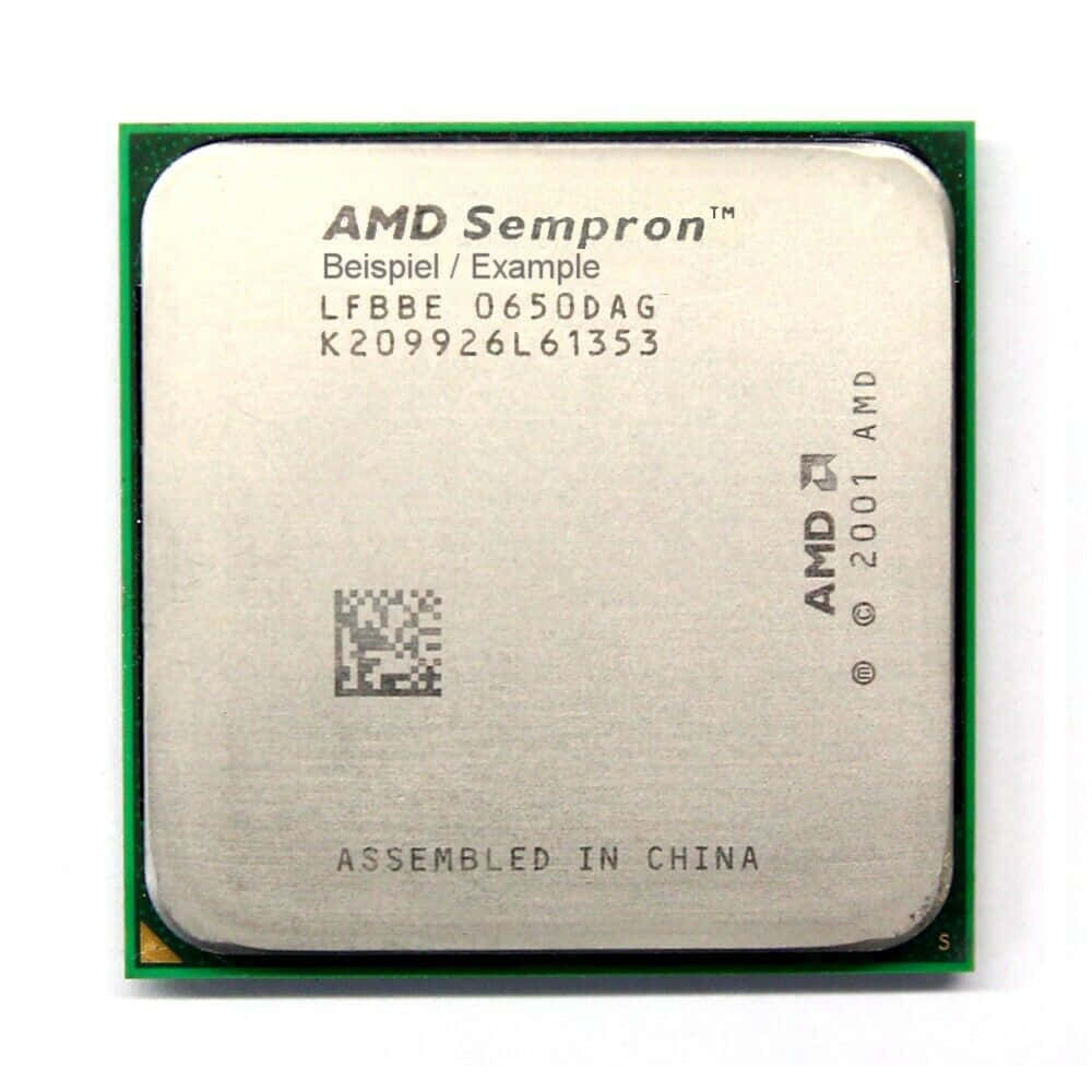 AMD Sempron CPU 晶片，帶有綠色邊框和印刷文字。 — Amd 壁紙