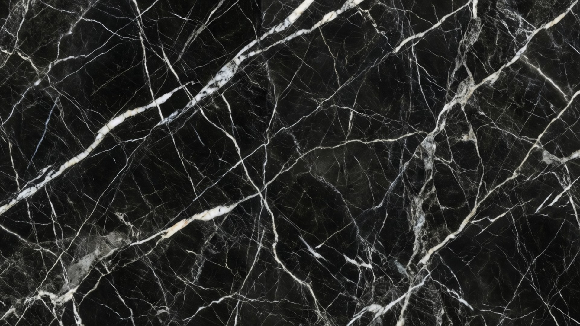 White Vein Dark Marble 壁紙 — 光面黑色大理石的近距離特寫，帶有複雜的白色和灰色紋理圖案。