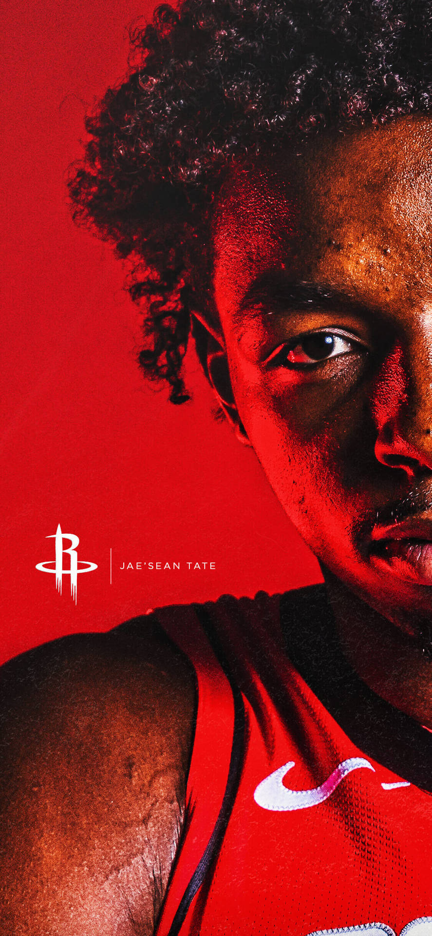 籃球運動員Jae'Sean Tate身穿紅色球衣，表情專注而強烈。 — Jordan Logo 壁紙