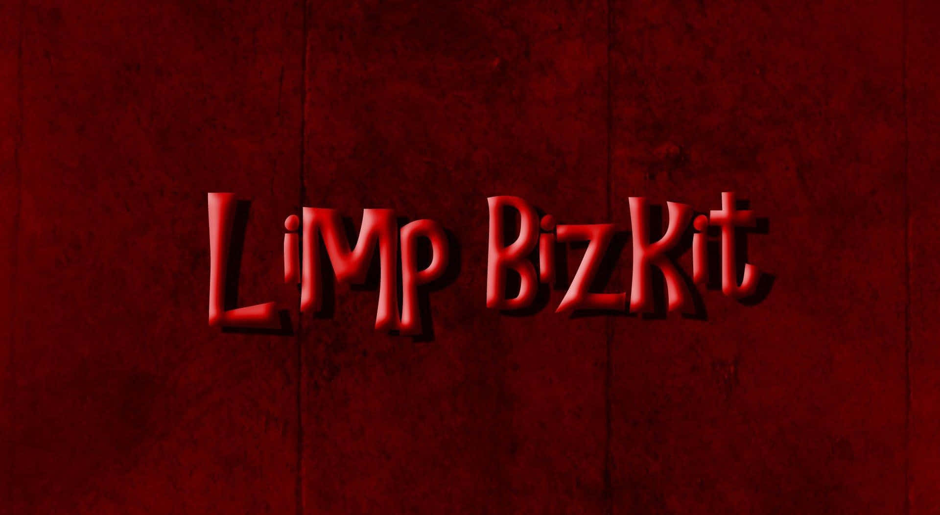  壁紙 — 大膽的紅色3D文字拼出Limp Bizkit，在帶有細微垂直接縫的紋理深紅色牆壁上格外突出。