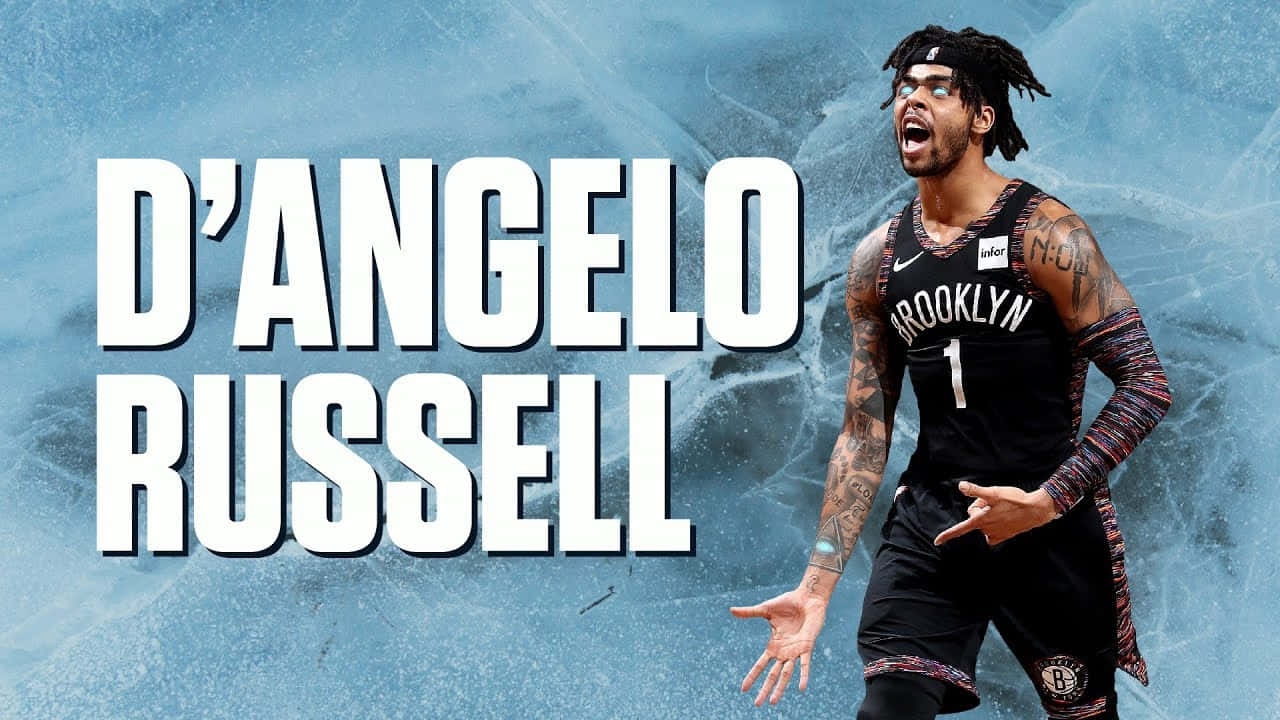 Nike Logo 桌布 壁紙 — D'Angelo Russell 身穿布魯克林籃網隊球衣，在帶有紋理的藍色冰背景上咆哮，充滿強烈氣勢。