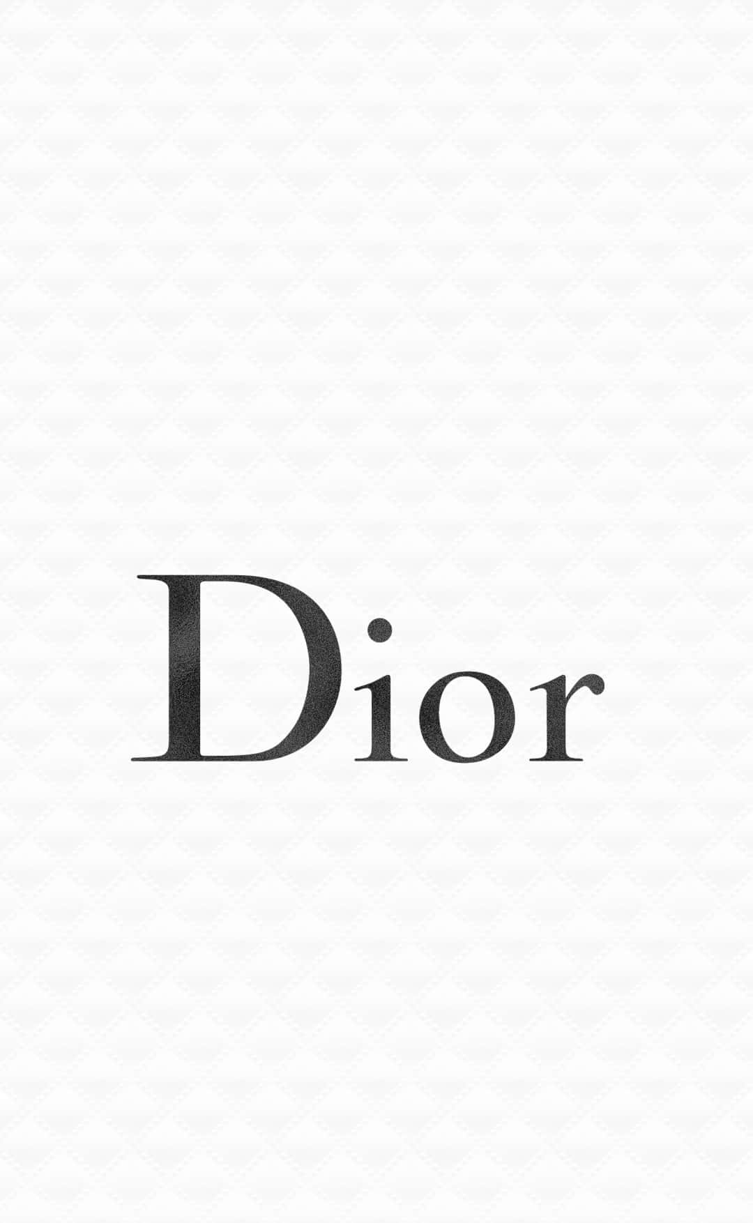  壁紙 — Dior 標誌以優雅的黑色襯線字體居中顯示在微妙的紋理白色背景上。