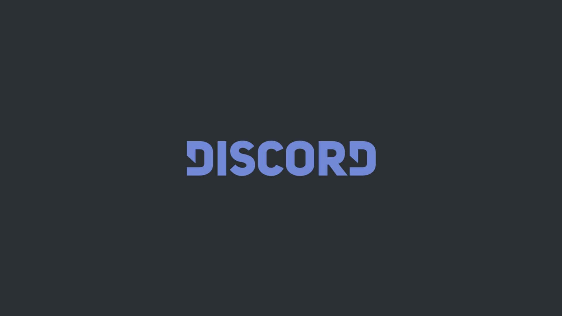 Discord 桌布 壁紙 — Discord 標誌以藍色文字居中顯示在深灰色背景上。