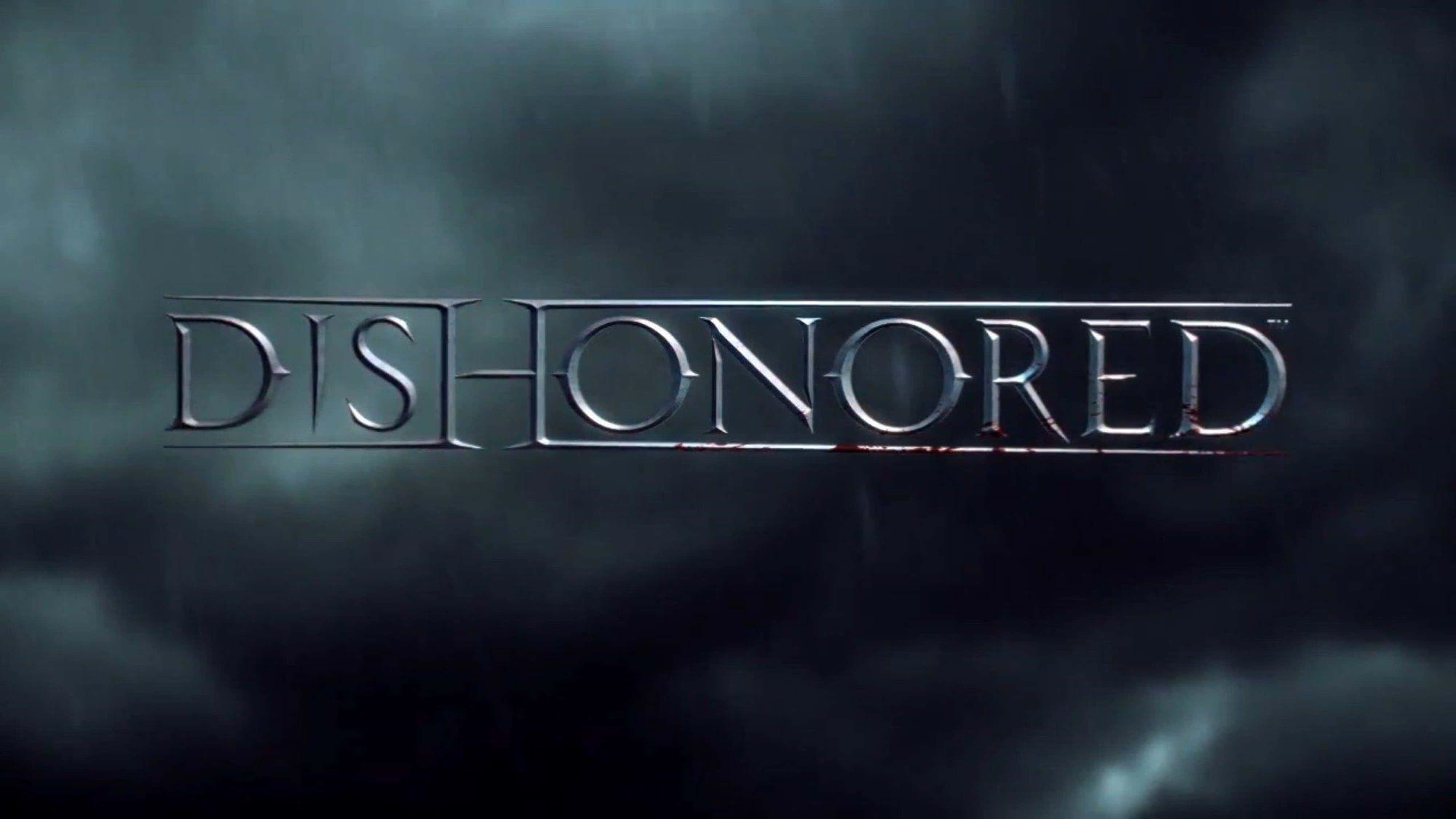 4K 桌布 壁紙 — 「DISHONORED」一詞以金屬質感的字母發光，背景是黑暗的暴風雨天空，底部有雨水和血滴落下。