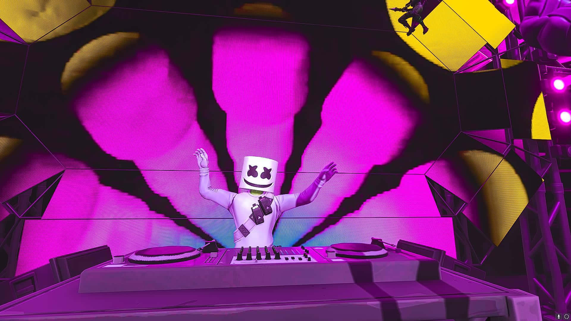 Marshmello 動態圖 桌布 壁紙 — DJ Marshmello 在音樂會上充滿活力地表演，舞台燈光呈現鮮豔的紫色和黃色，並帶有幾何圖案。