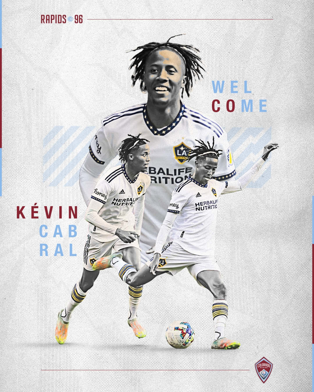 足球員Kevin Cabral身穿LA Galaxy球衣，以重疊的動作姿勢運球。 — 足球員 壁紙