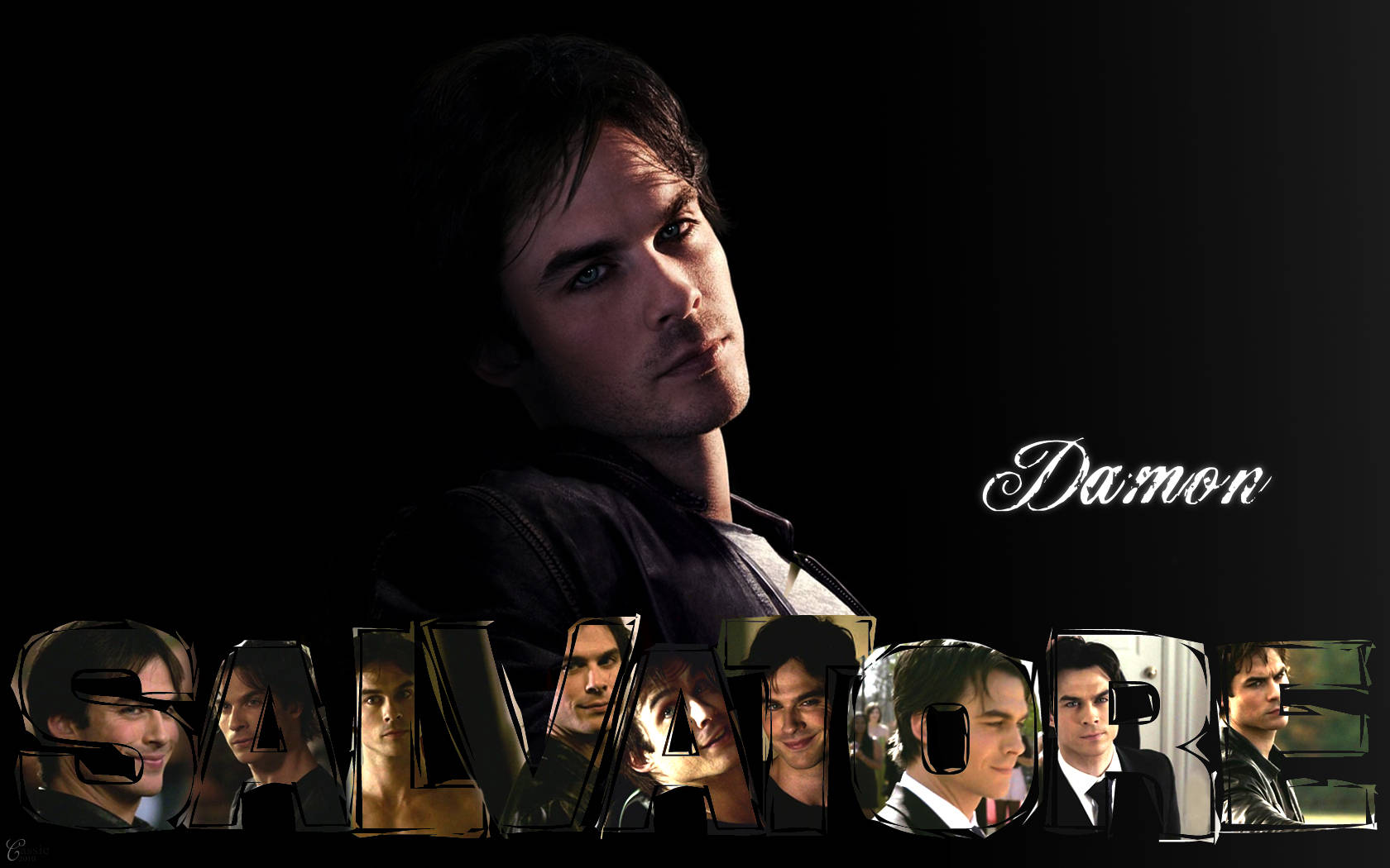 Damon Salvatore 桌布 壁紙 — Damon Salvatore 的戲劇性肖像，他的名字以風格化字體呈現，周圍環繞著多個臉部照片，背景為深色。