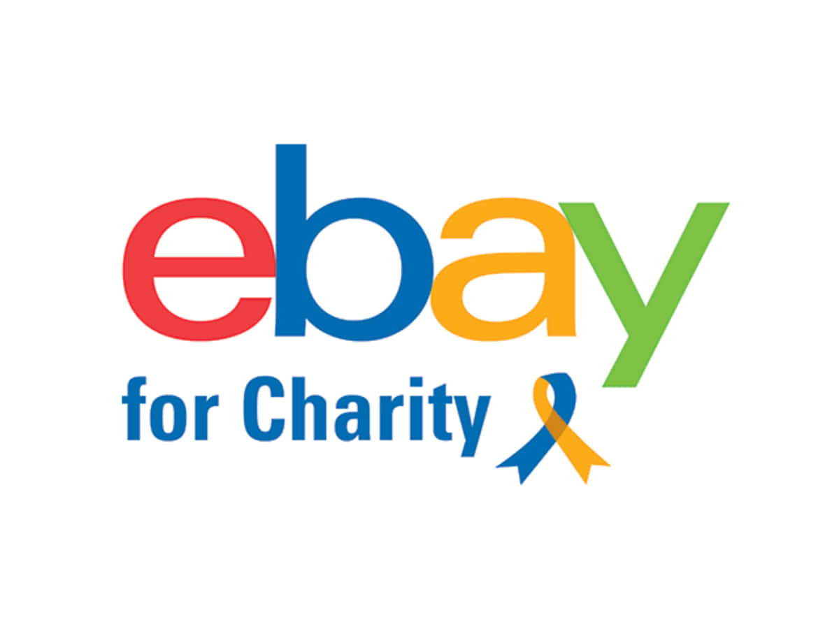 品牌 桌布 壁紙 — eBay for Charity 標誌以白色背景上色彩繽紛的字體和藍黃色絲帶為特色。