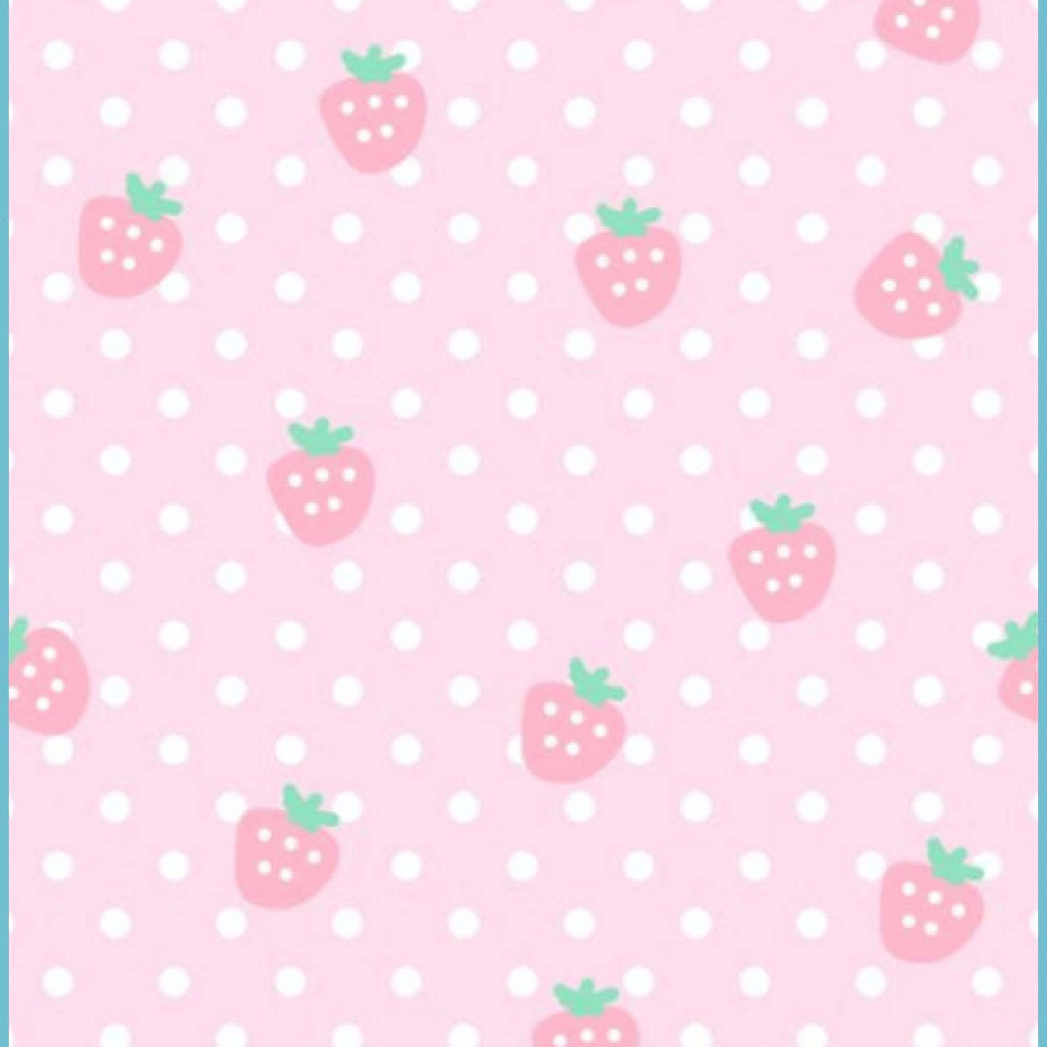 Pink Kawaii 桌布 壁紙 — 粉紅色背景，上面有白色圓點和可愛的草莓散落各處。