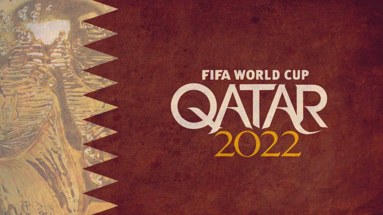 World 桌布 壁紙 — FIFA World Cup Qatar 2022 標誌，白色和金色文字，帶紋理的栗色背景，傳統卡塔爾圖案邊框。