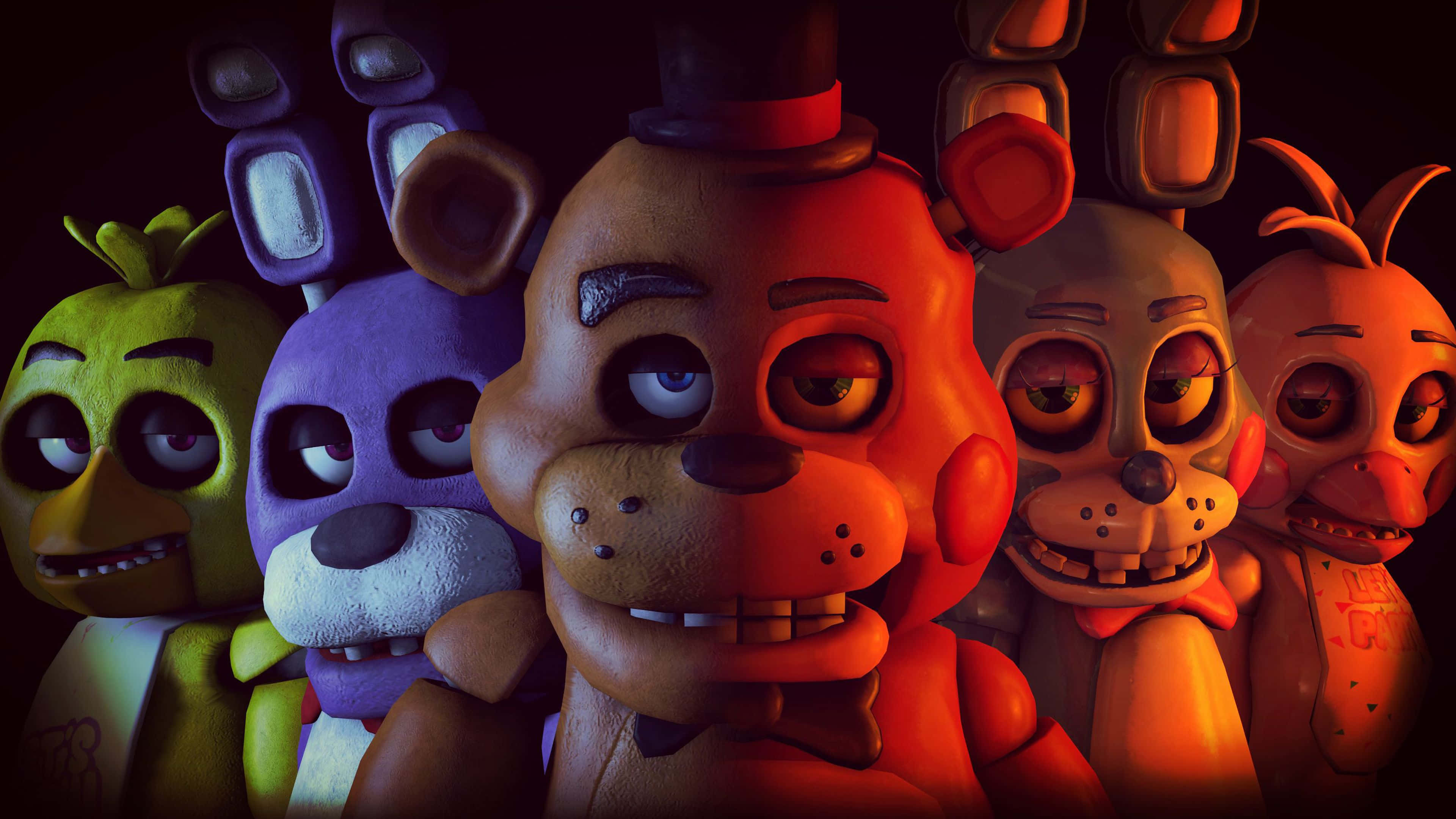 佛萊迪餐館之五夜驚魂 桌布 壁紙 — Five Nights at Freddy's 中的五個電子動畫角色站在一個昏暗的房間裡，帶有詭異的紅色燈光。