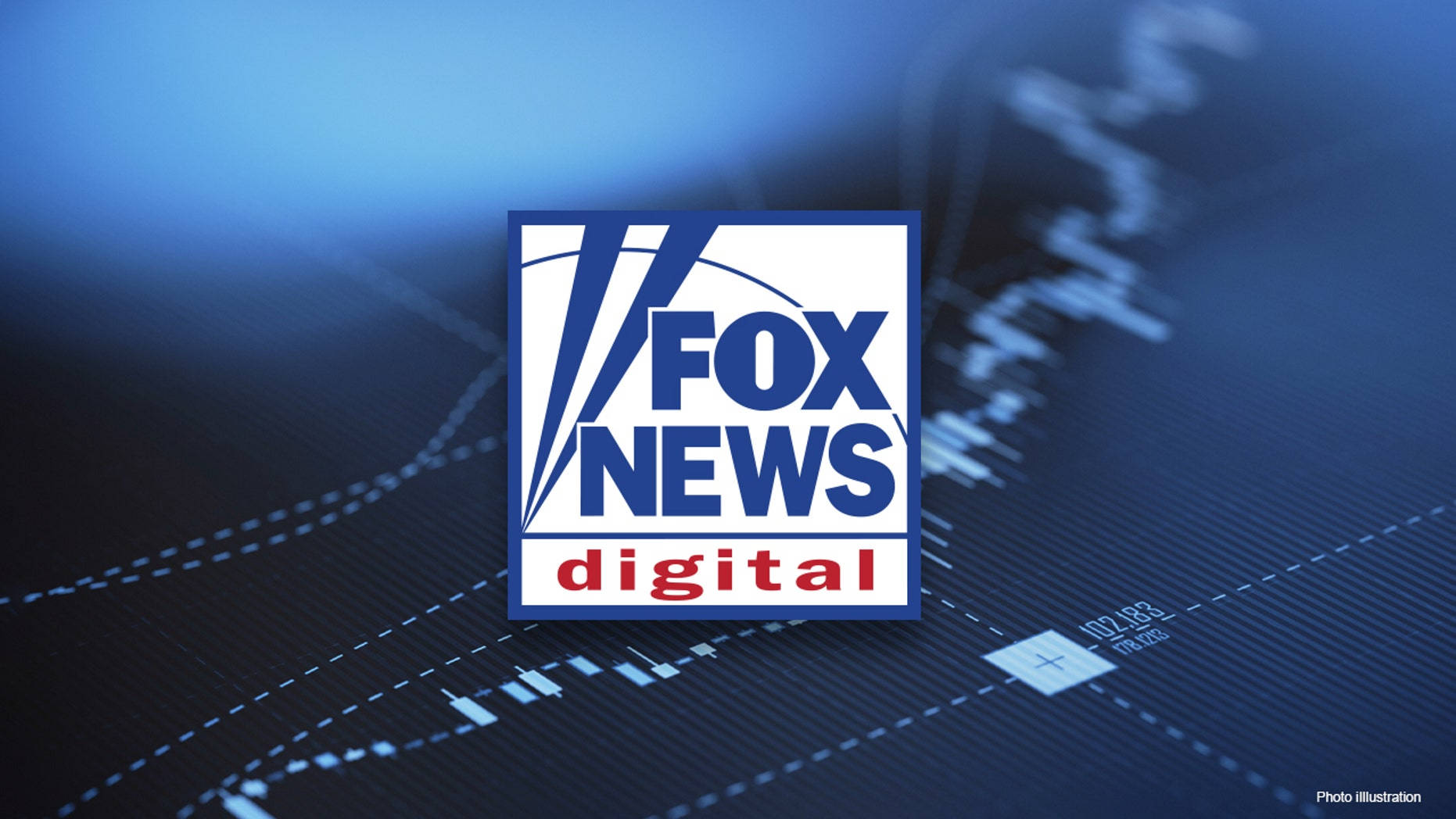 News 桌布 壁紙 — Fox News Digital 標誌居中於帶有藍色和黑色色調的模糊金融圖表上。