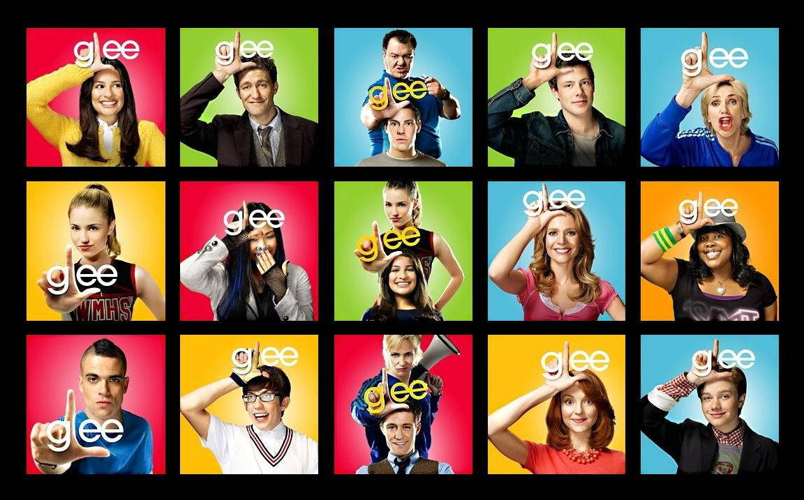 tv 桌布 壁紙 — Glee 演員以手勢形成 'G' 字，在鮮豔彩色背景前擺姿勢，並疊加節目標誌。